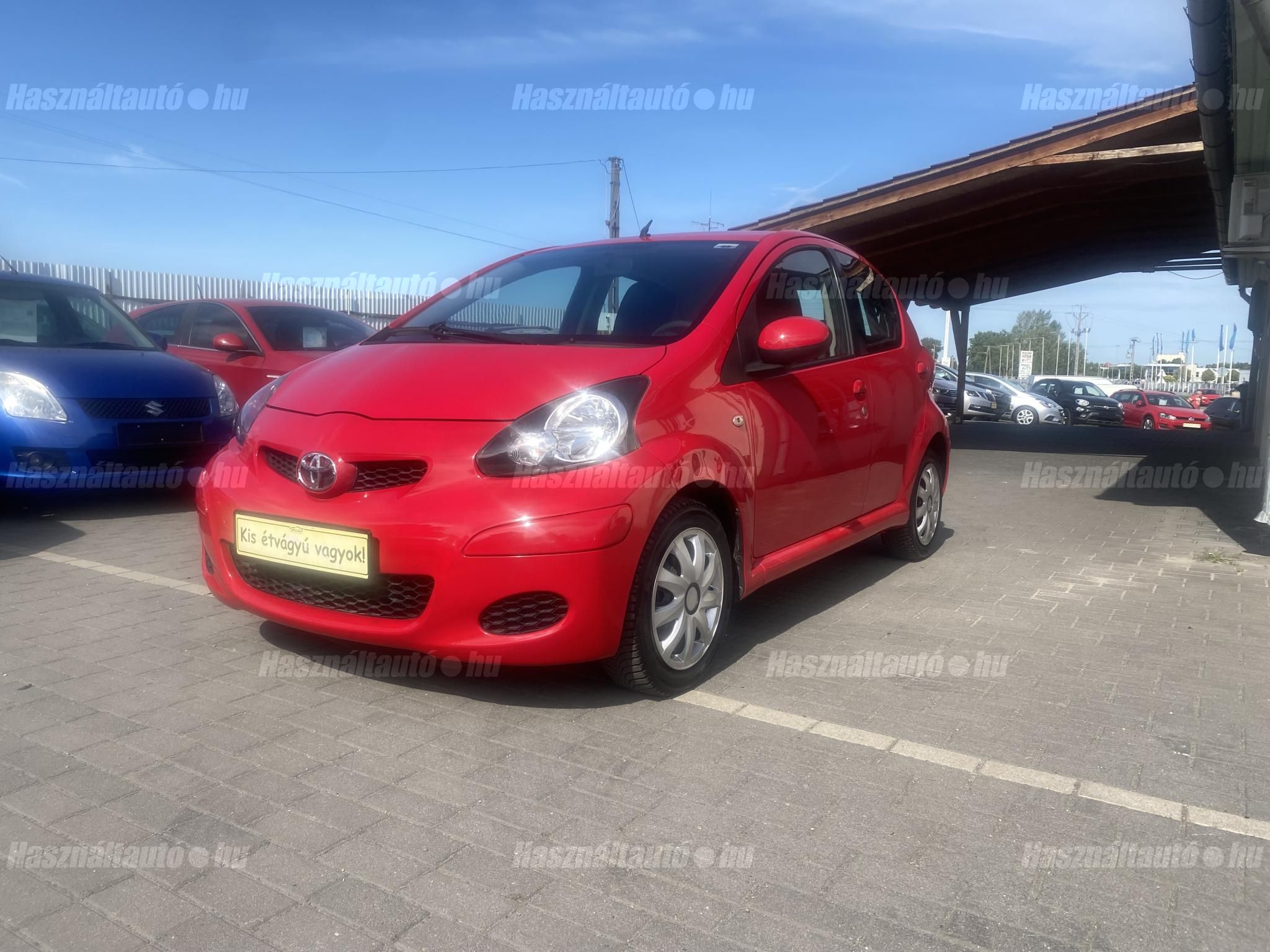 TOYOTA AYGO 2009/4 - 1