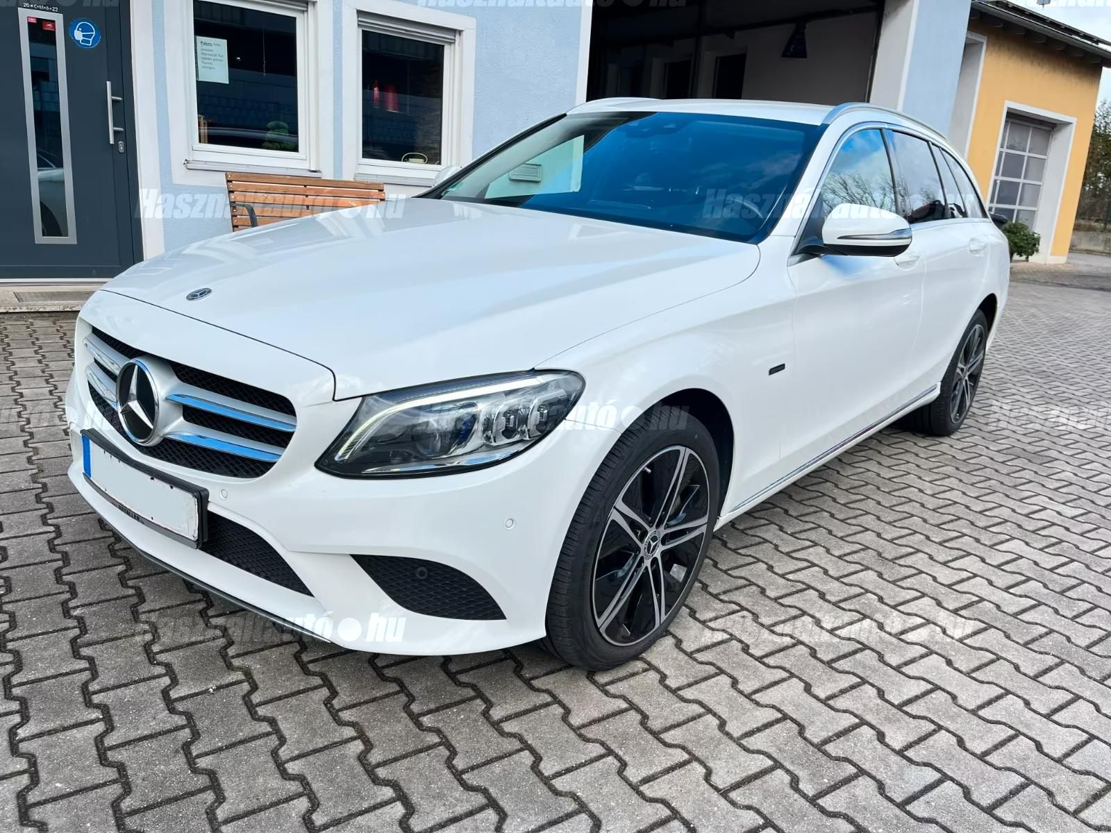 MERCEDES-BENZ C 300 2020/9 - 1