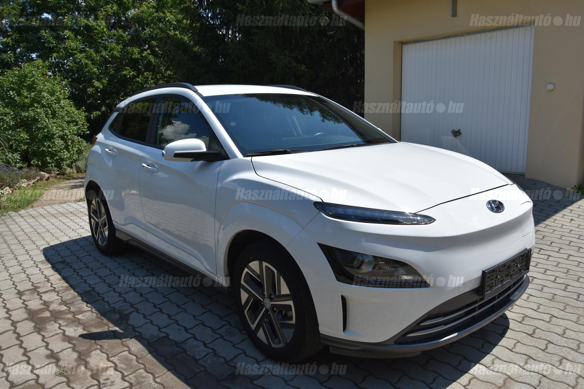 HYUNDAI KONA 2021/12 - 1