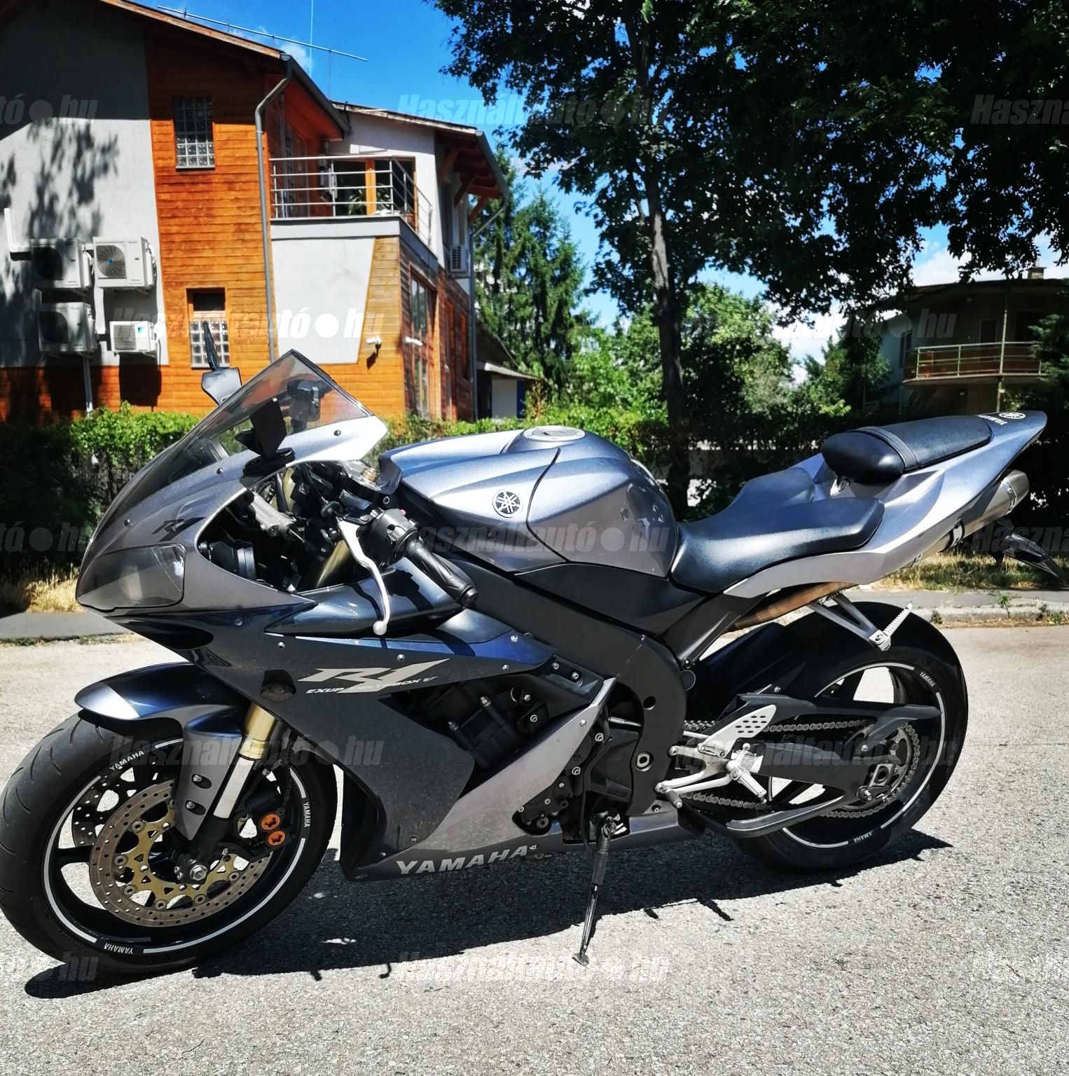 YAMAHA YZF R1 2005 - 1
