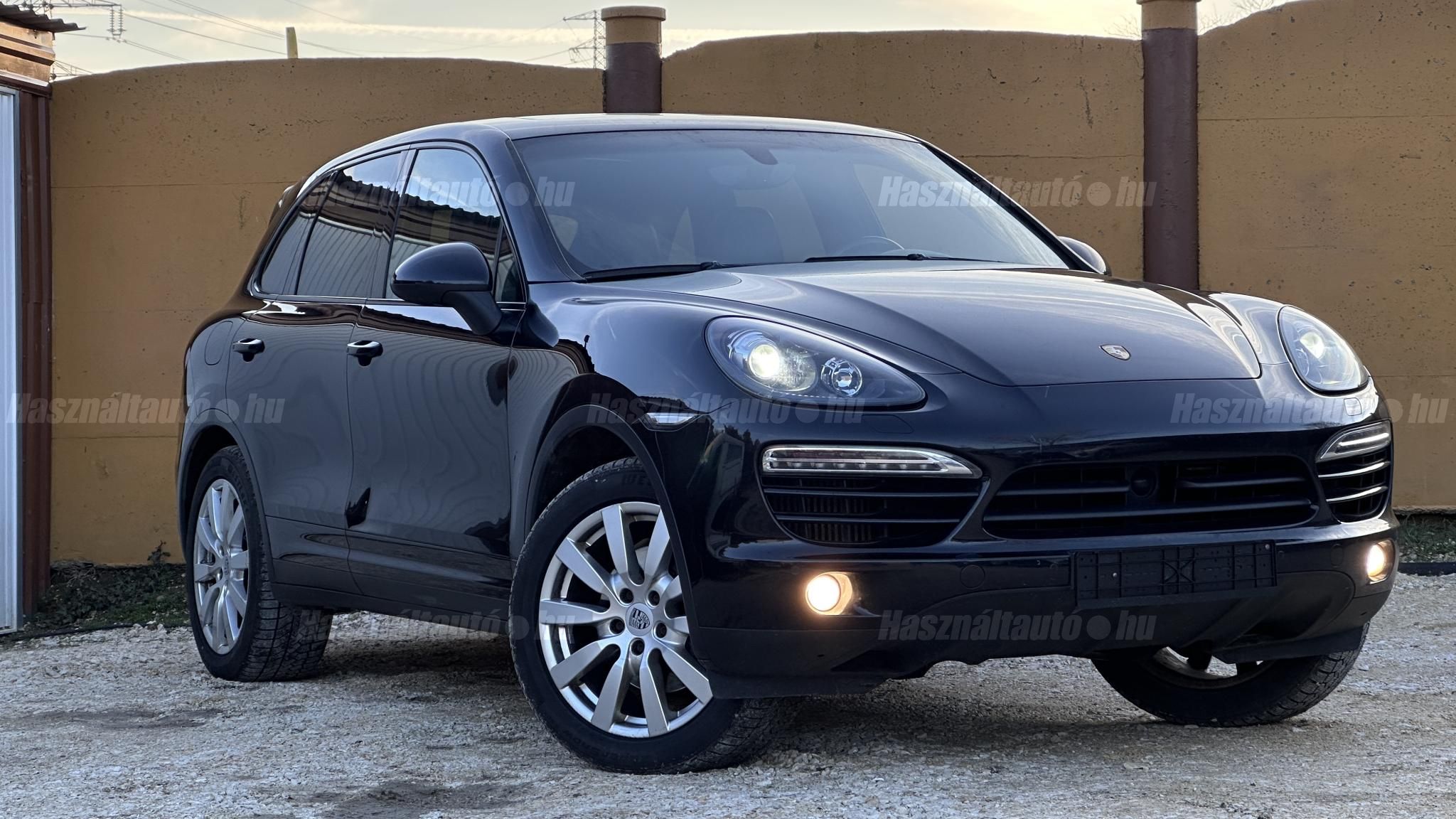 PORSCHE CAYENNE 2011/10 - 1