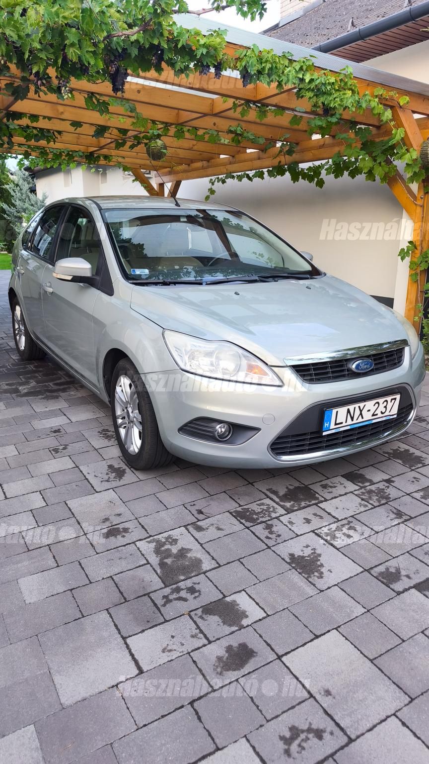FORD FOCUS 2009/11 - 1