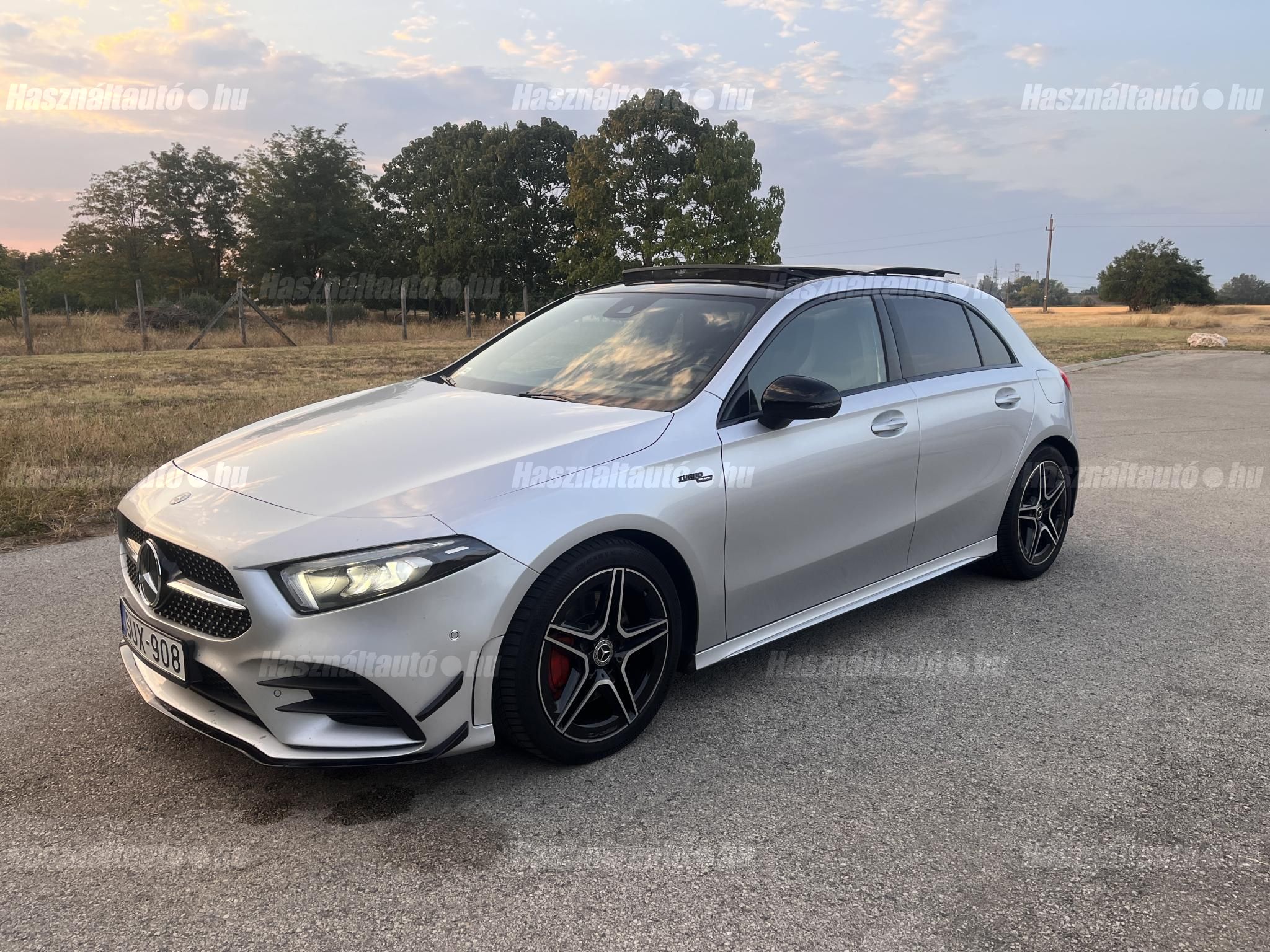 MERCEDES-BENZ 220 2018/12 - 1