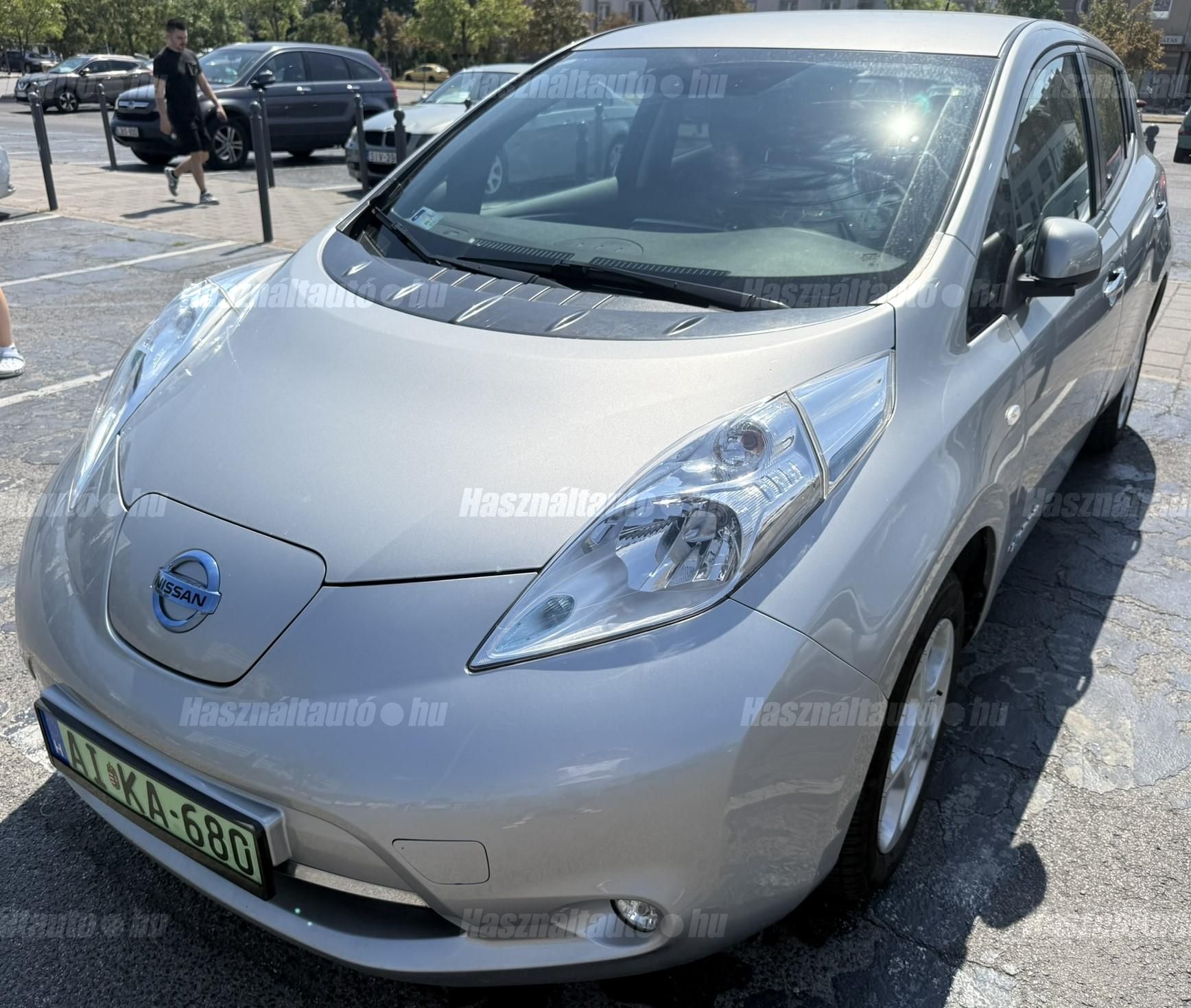 NISSAN LEAF 2017/10 - 1