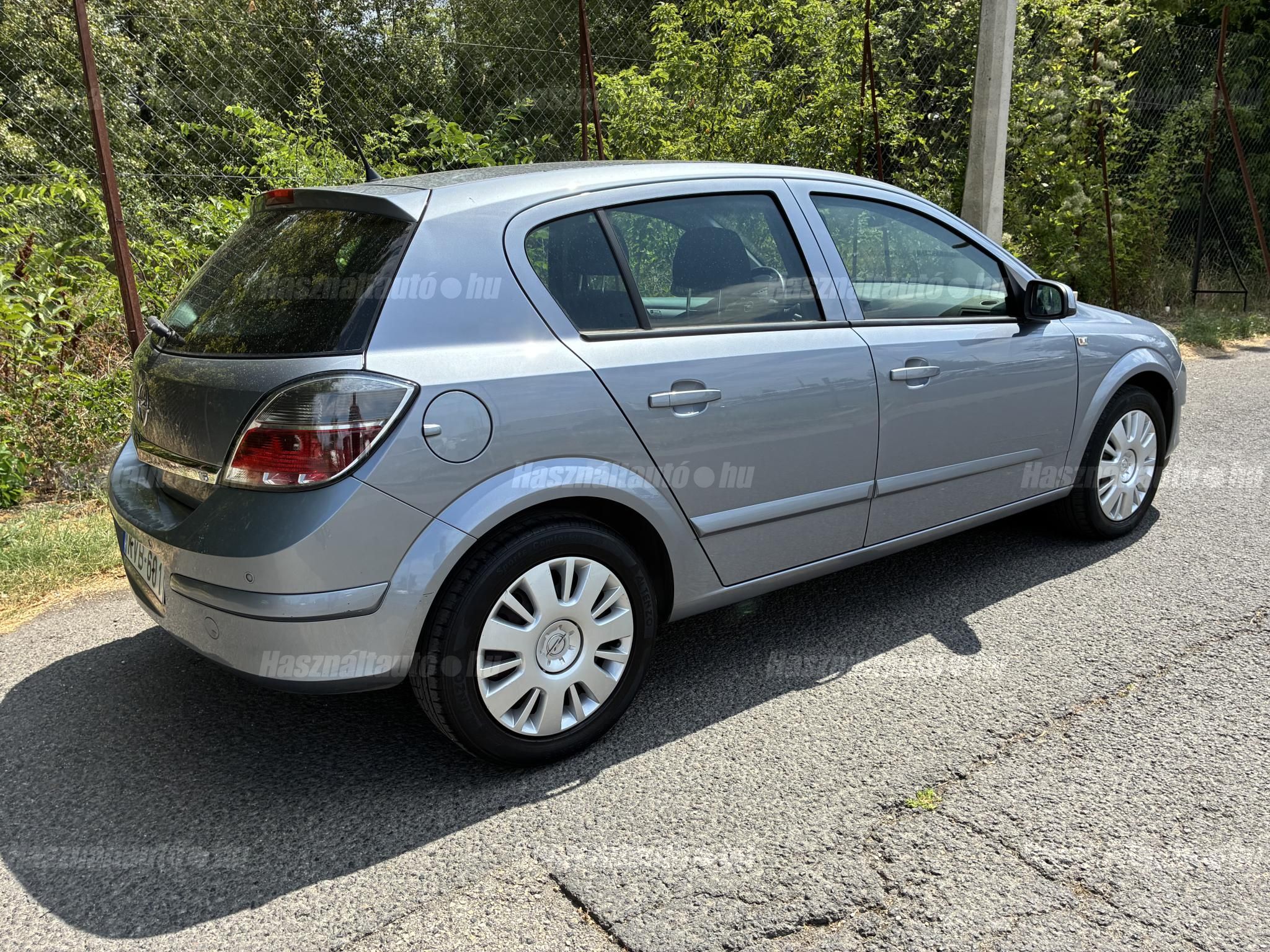 OPEL ASTRA H 2007/11 - 1