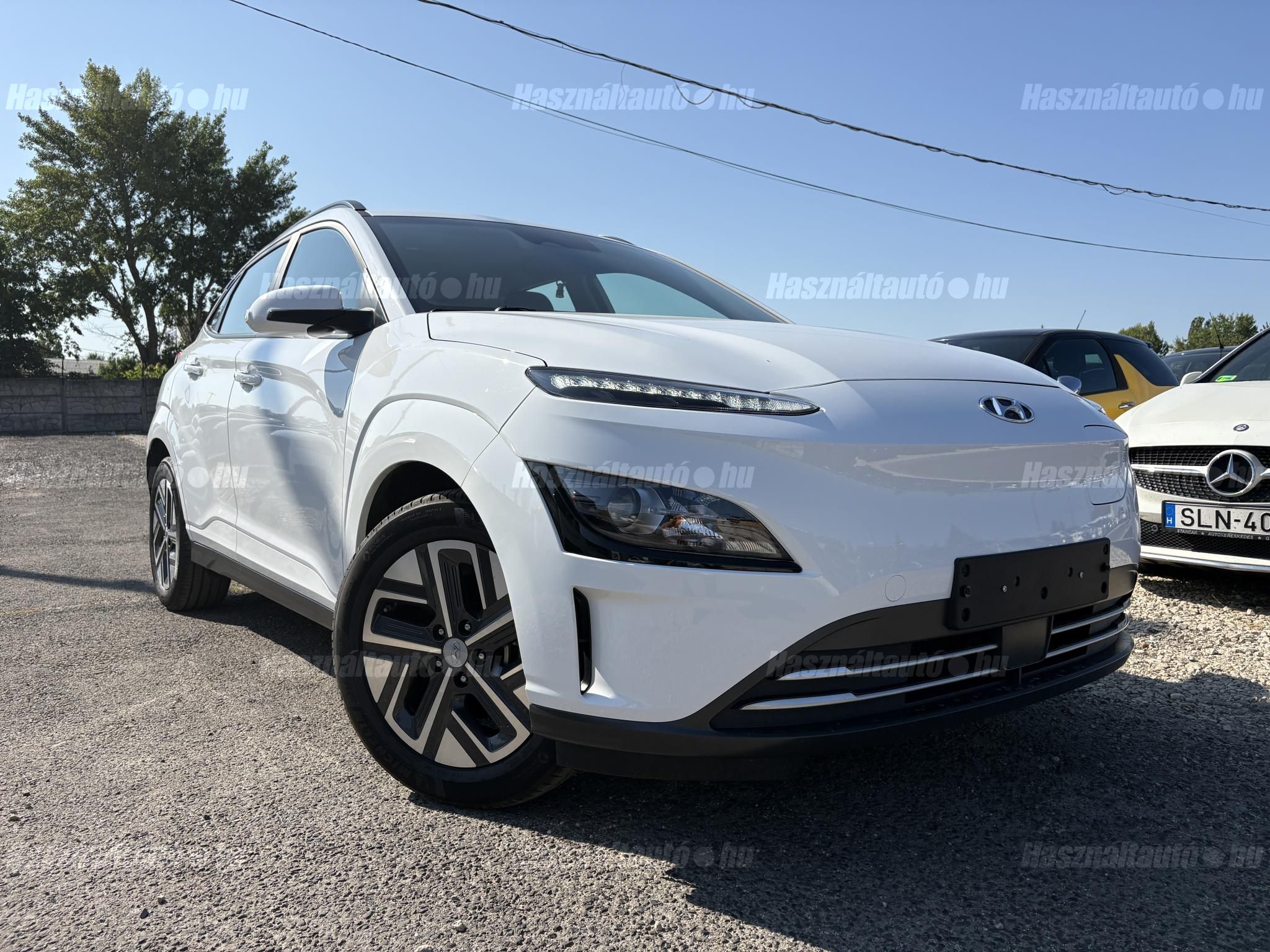 HYUNDAI KONA 2022/2 - 1