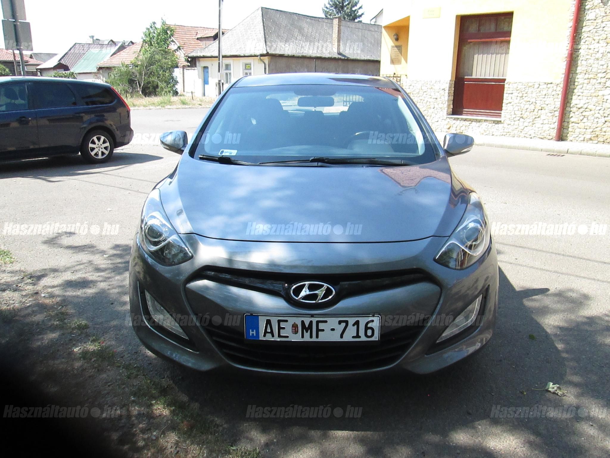 HYUNDAI I30 2014/3 - 1