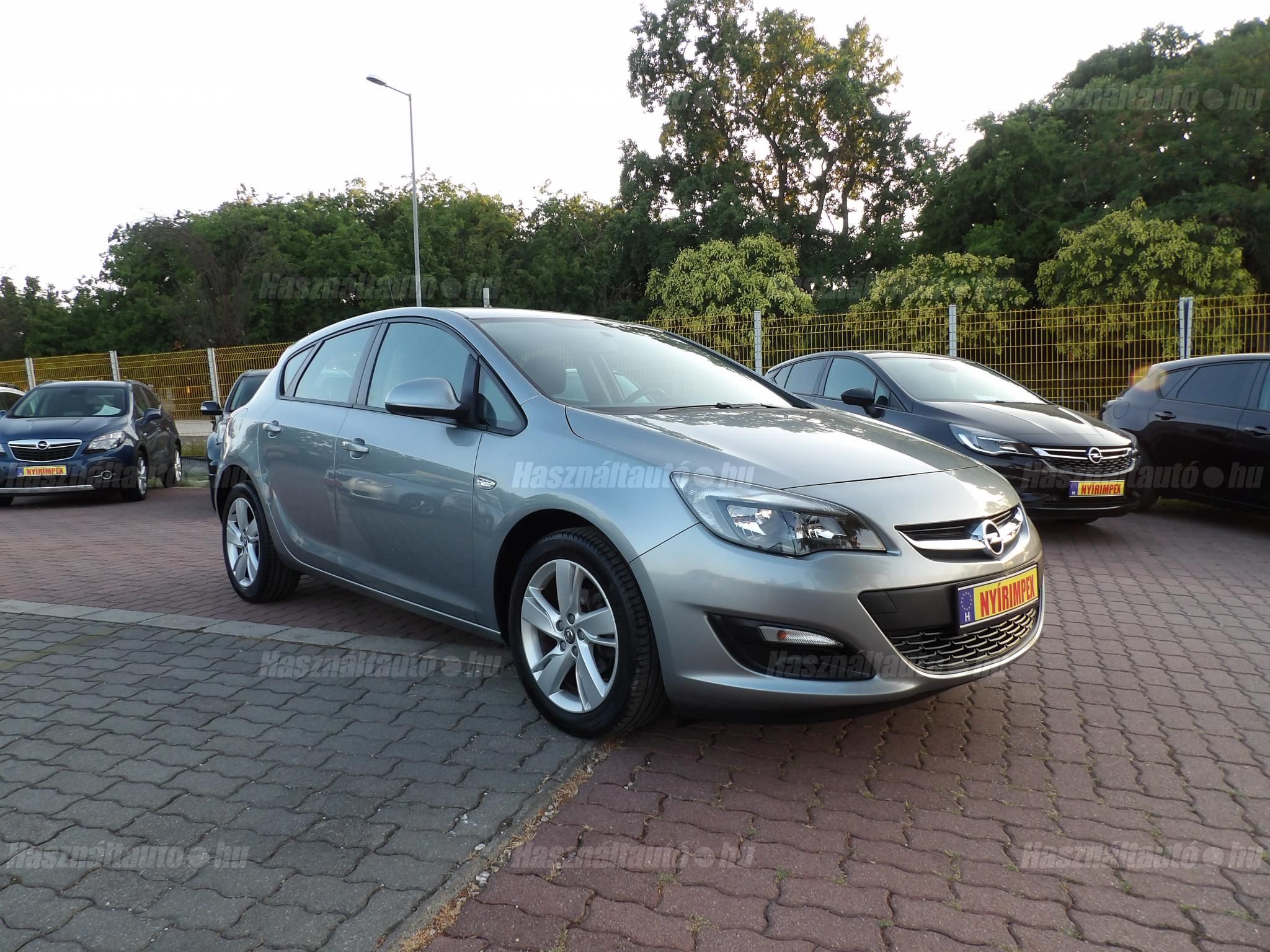 OPEL ASTRA J 2013/2 - 1