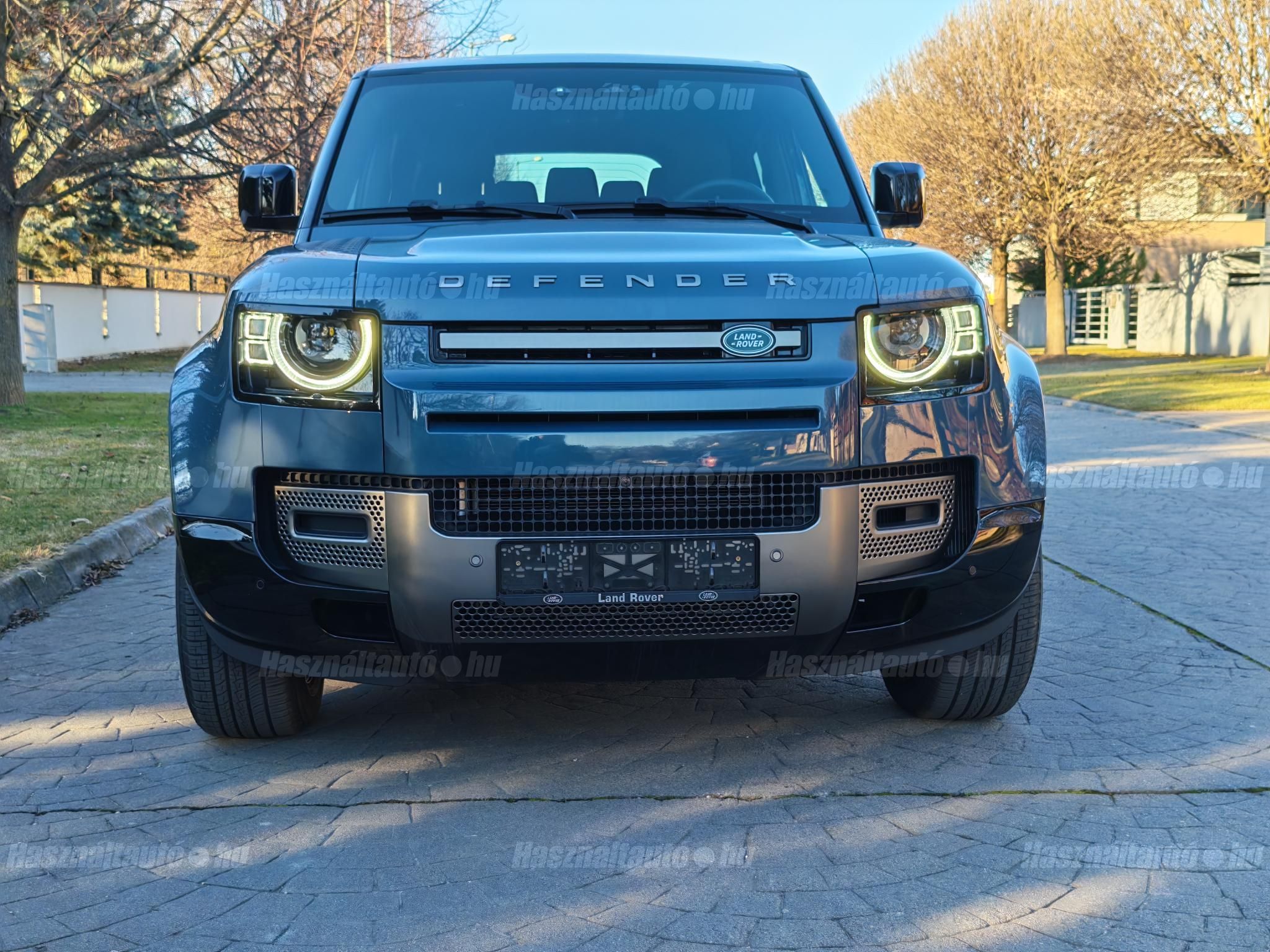 LAND ROVER DEFENDER 2025/3 - 1