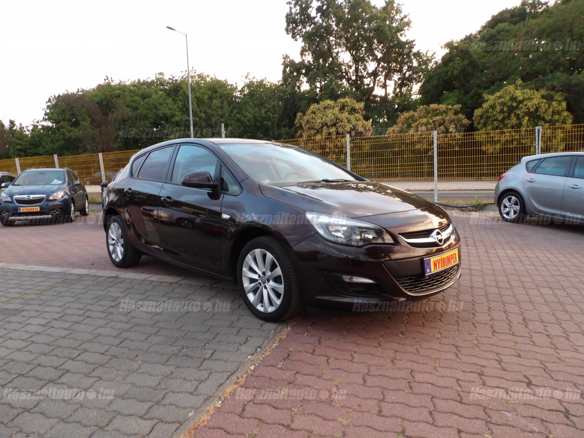 OPEL ASTRA J 2013/7 - 1