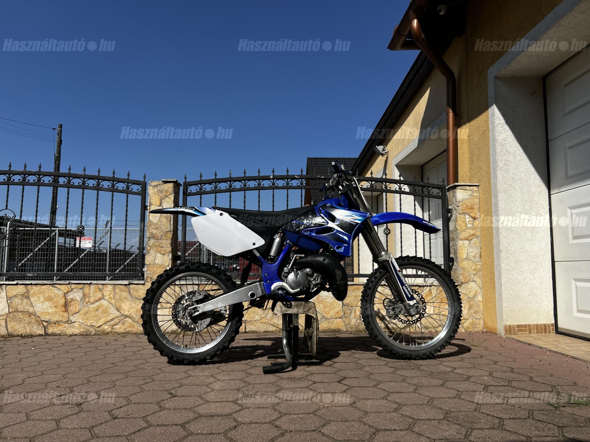 YAMAHA YZ 125 2004/12 - 1