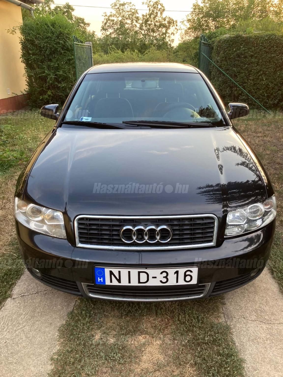 AUDI A4 2003/9 - 1