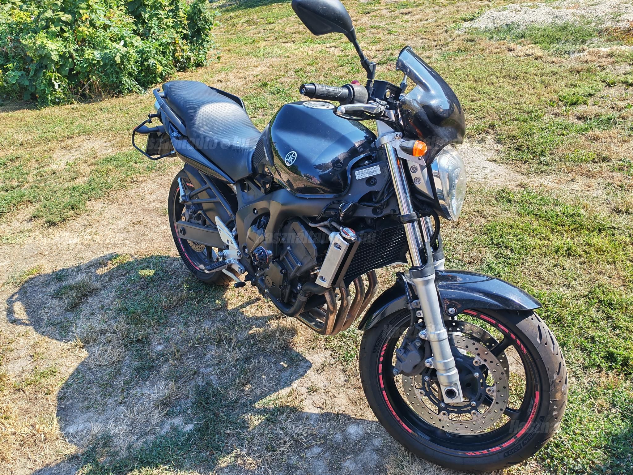 YAMAHA FZ6-N 2005 - 1