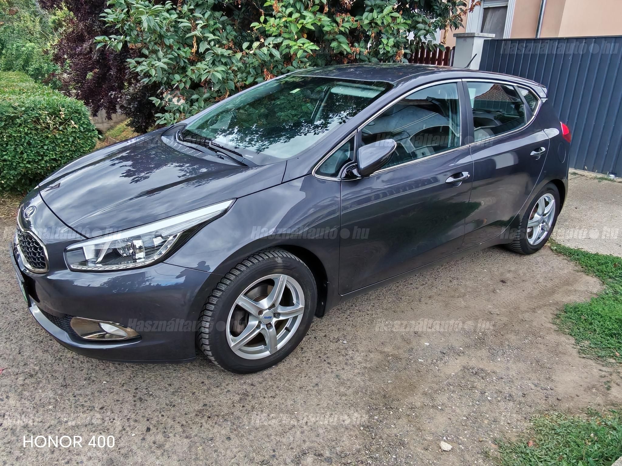 KIA CEE'D 2013/2 - 1