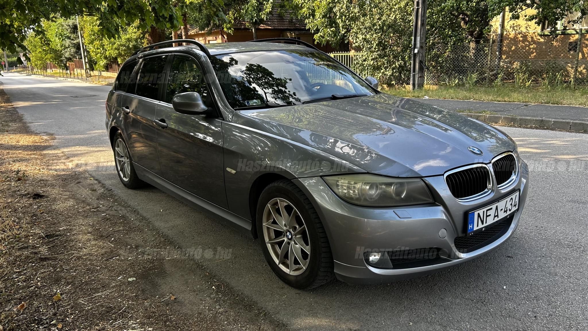 BMW 316 2010/1 - 1