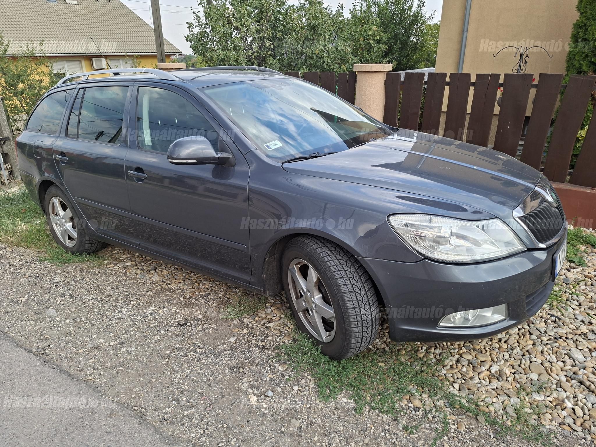 SKODA OCTAVIA 2012/12 - 1