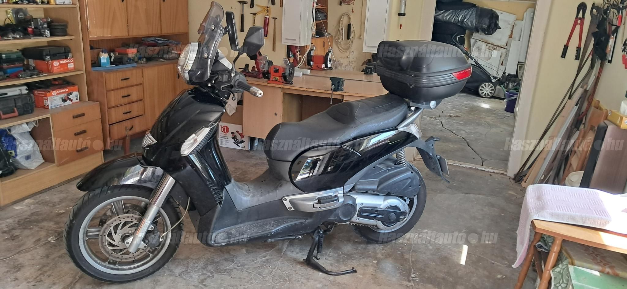 APRILIA SCARABEO 500 2011/12 - 1