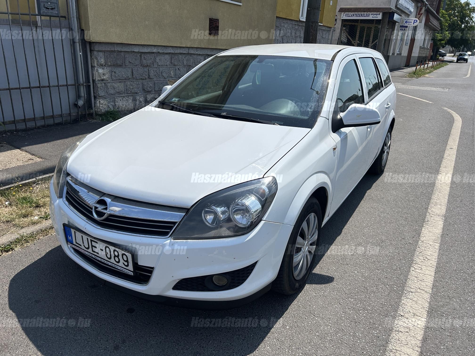 OPEL ASTRA H 2010/12 - 1