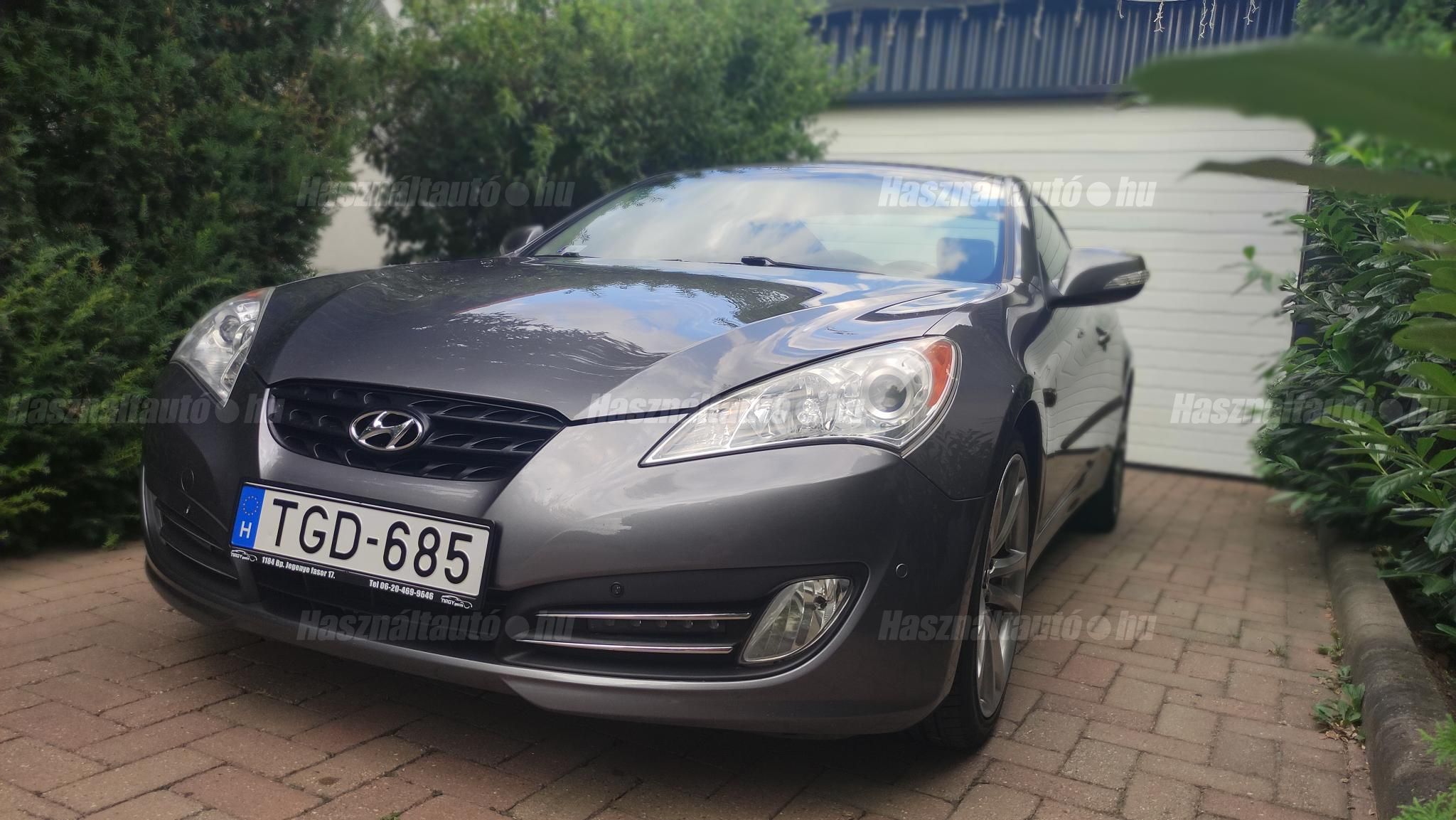HYUNDAI GENESIS COUPE 2011/4 - 1
