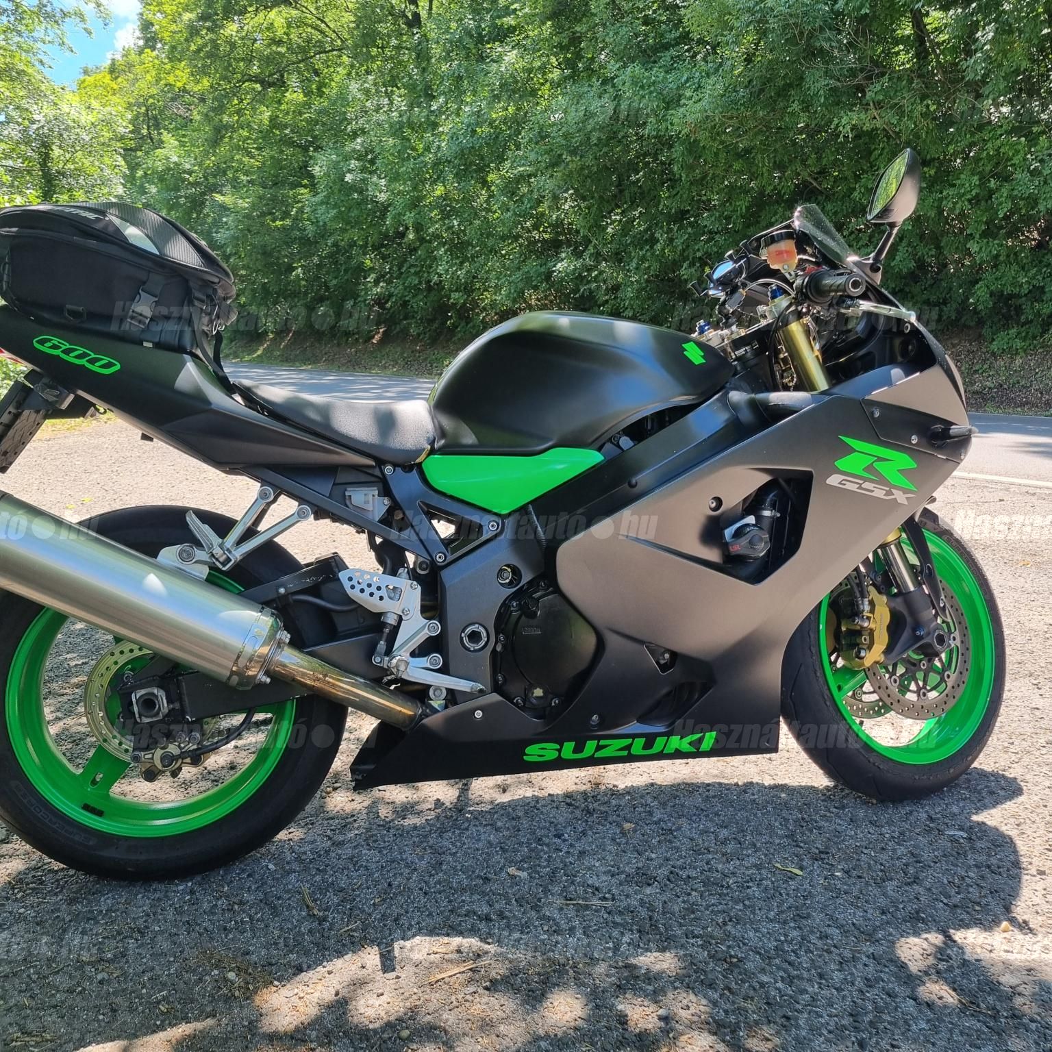 SUZUKI GSX-R 600 2004/6 - 1