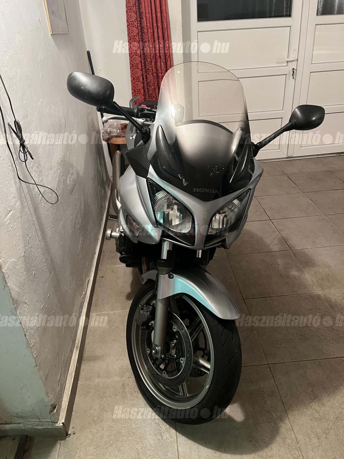 HONDA CBF 1000 2007 - 1