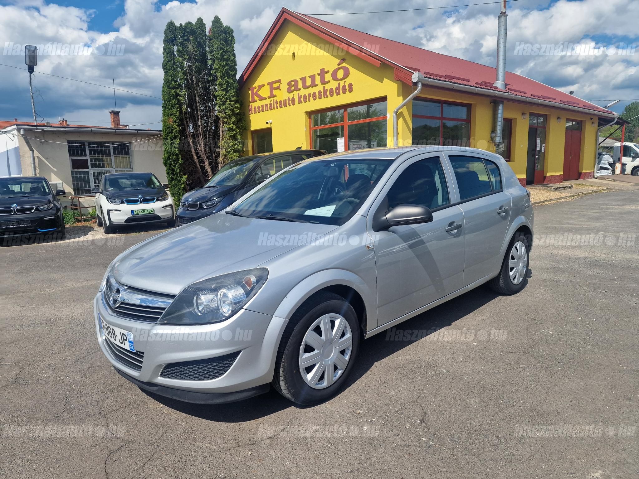 OPEL ASTRA H 2009/7 - 1