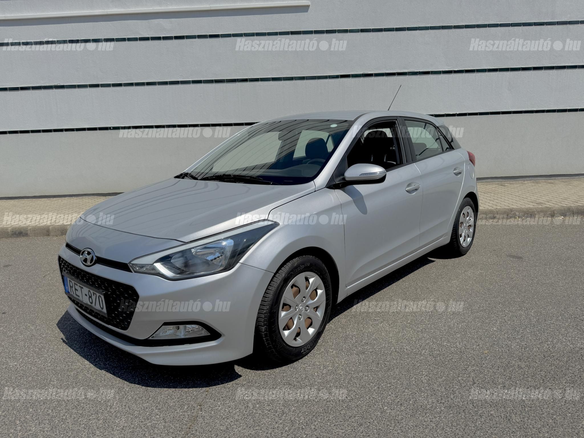 HYUNDAI I20 2016/8 - 1