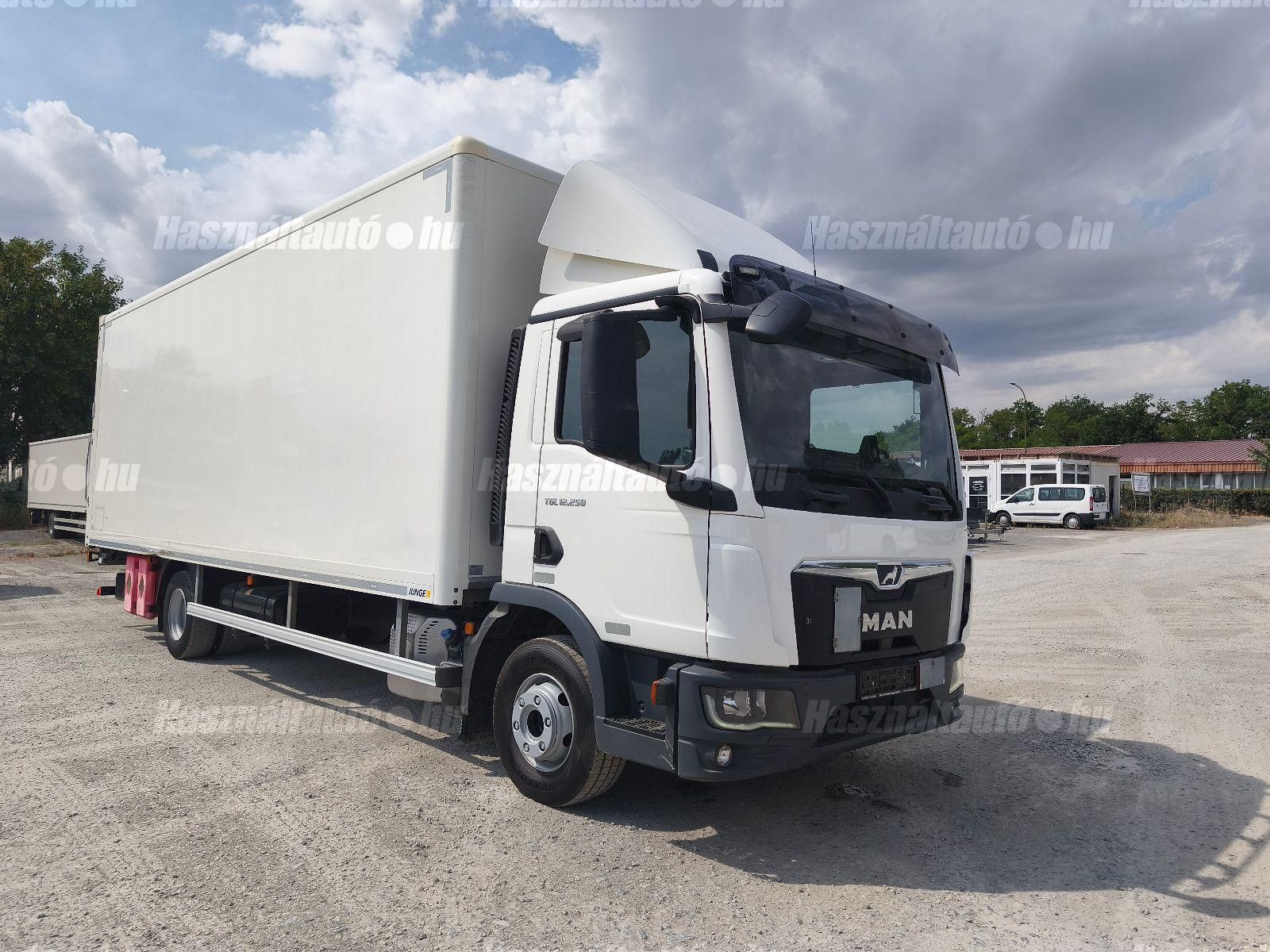 MAN 2022/3 - 1