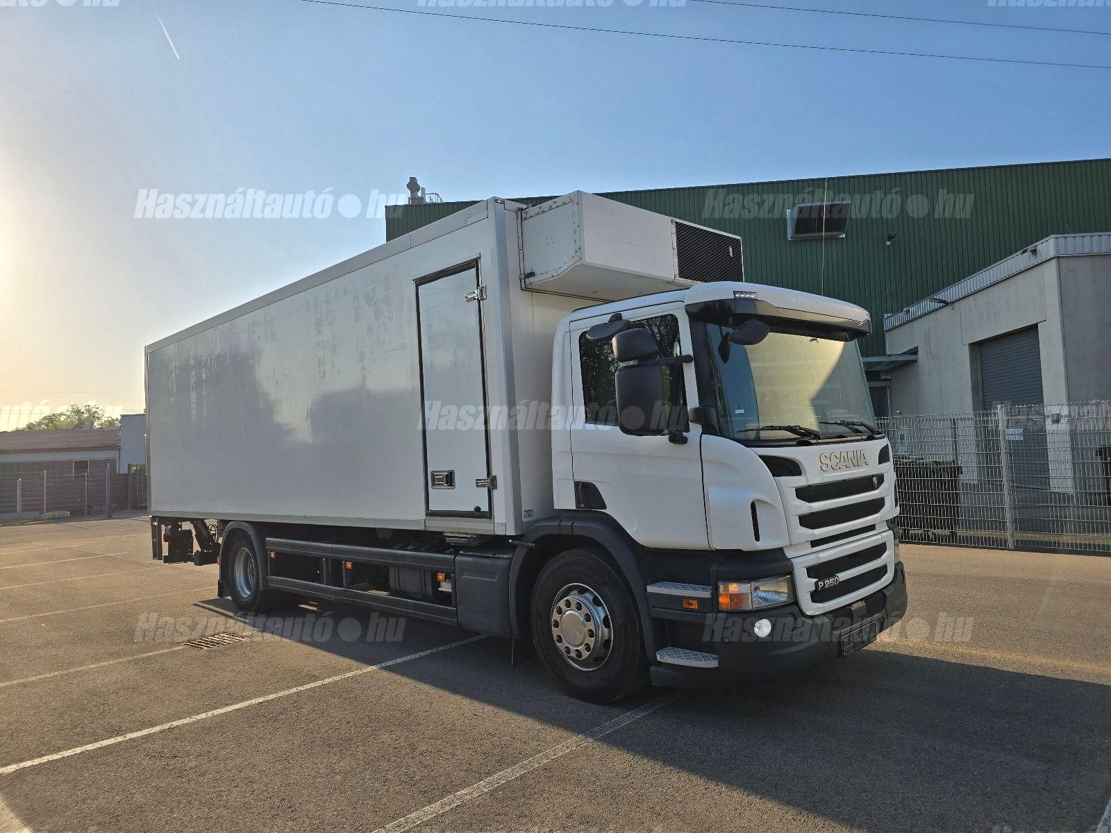 SCANIA 2015/11 - 1