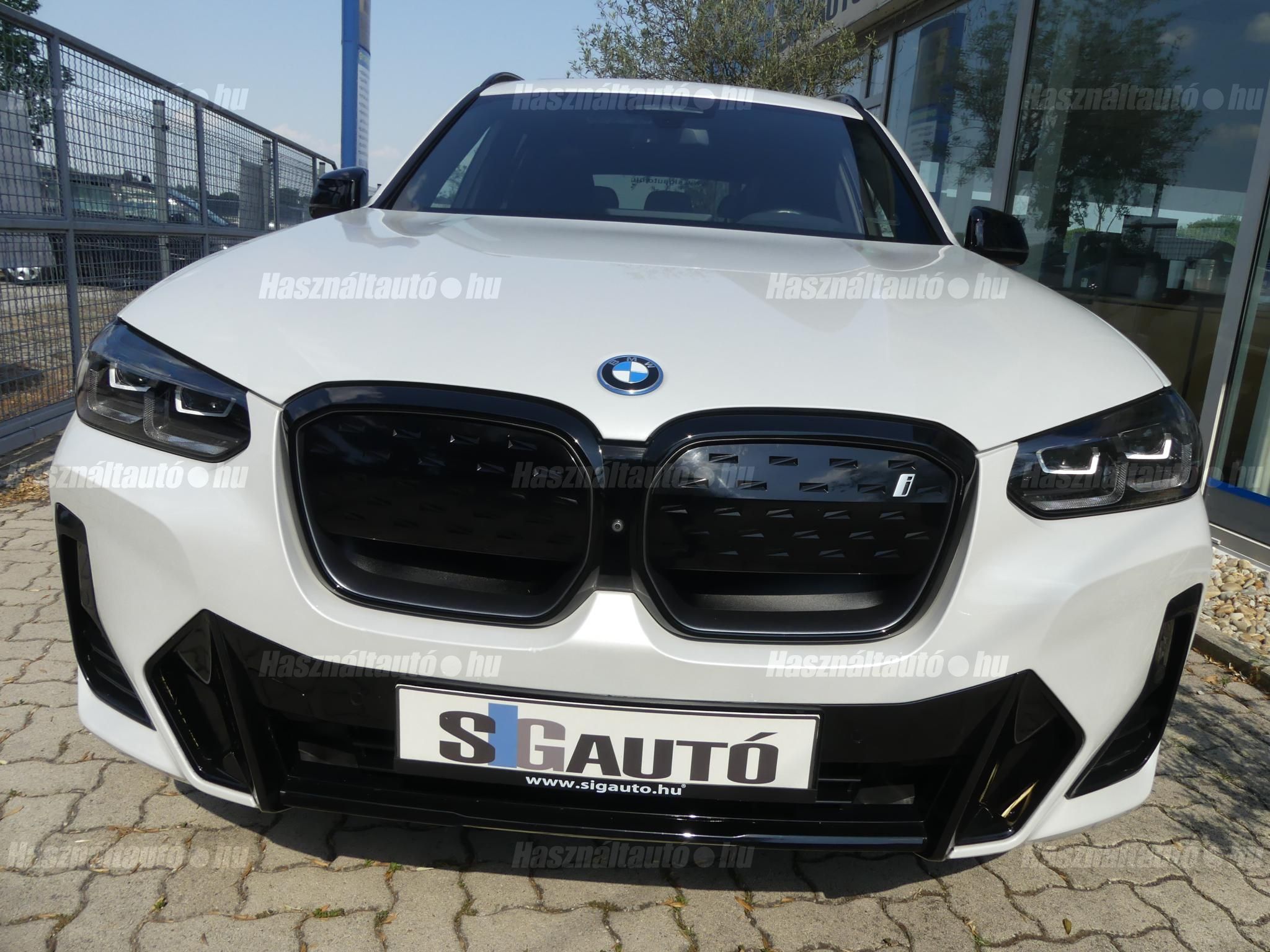 BMW IX3 2022/3 - 1
