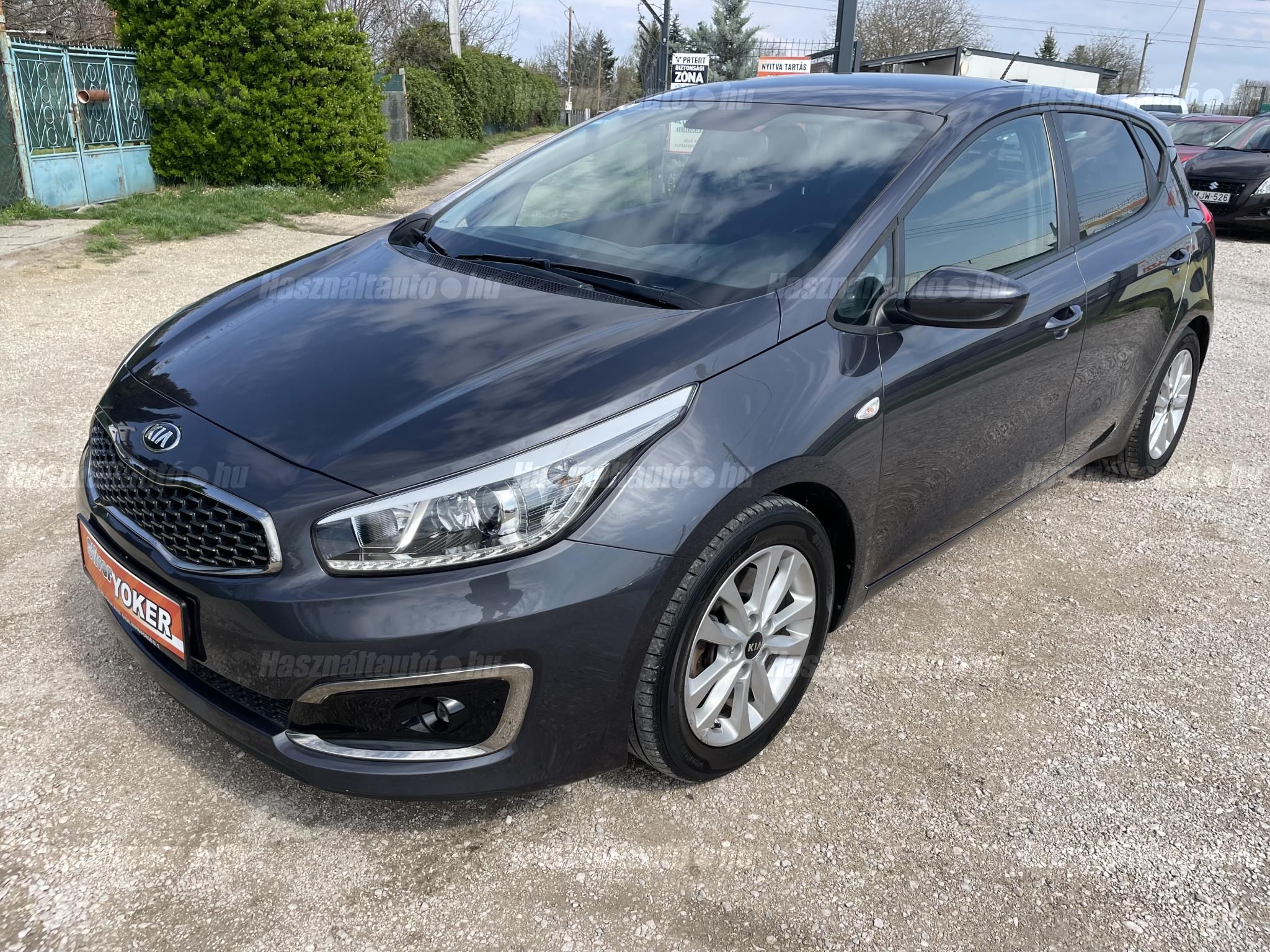KIA CEE'D 2018/8 - 1