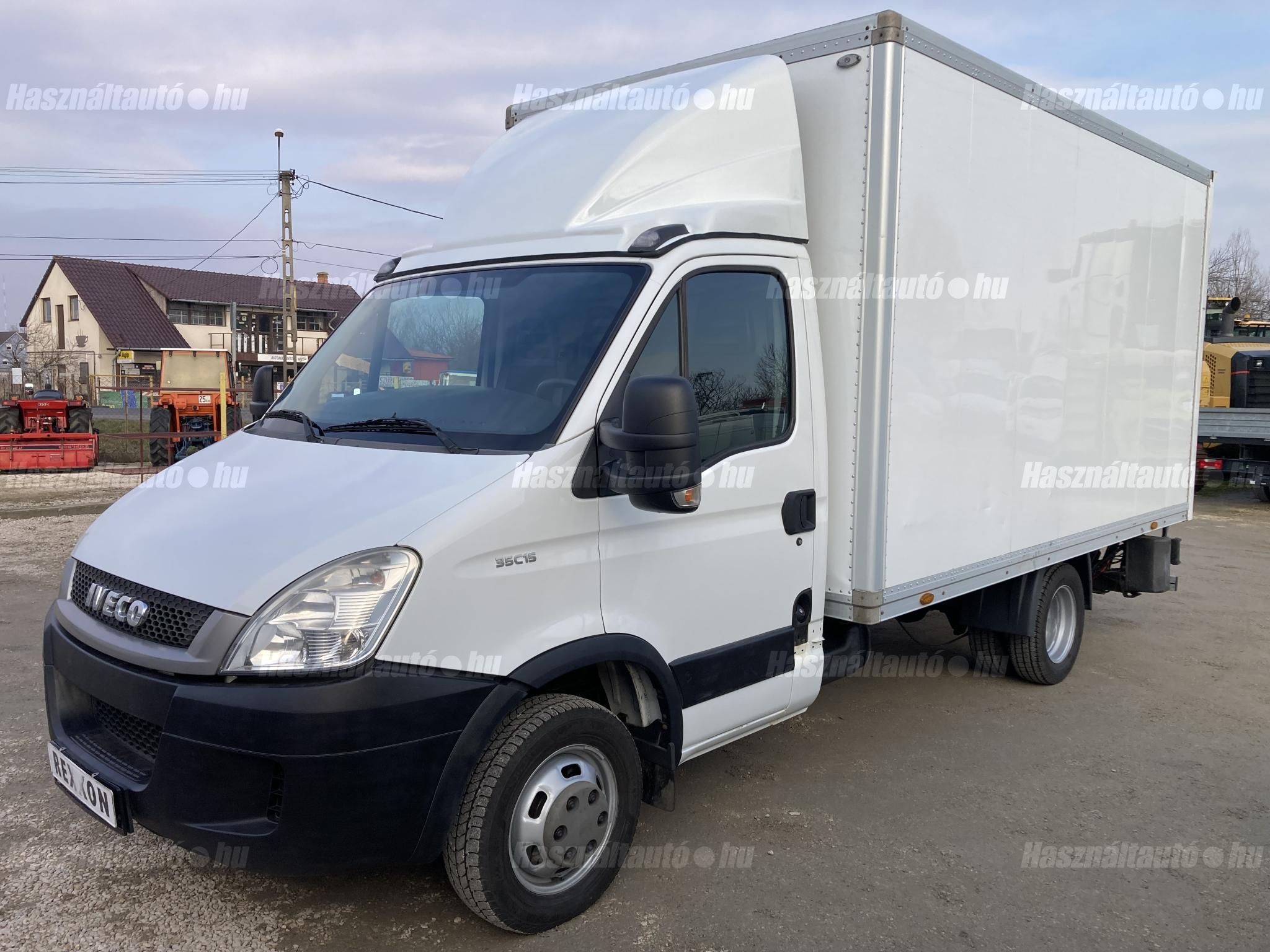 IVECO 35 2011/12 - 1