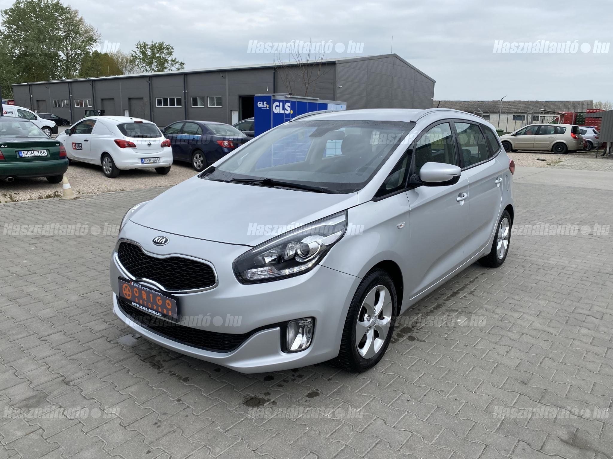 KIA CARENS 2016/9 - 1
