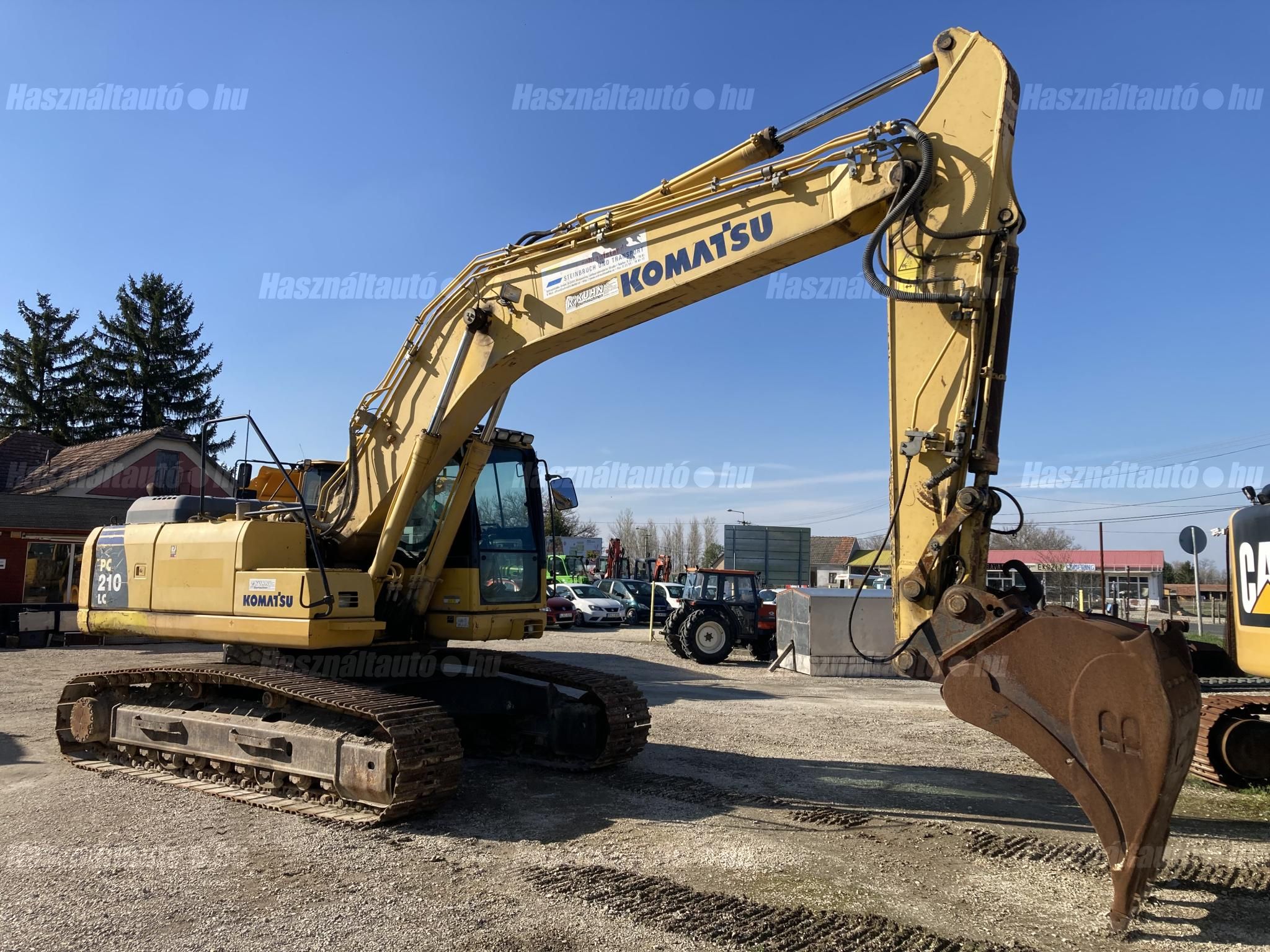 KOMATSU 2011/6 - 1