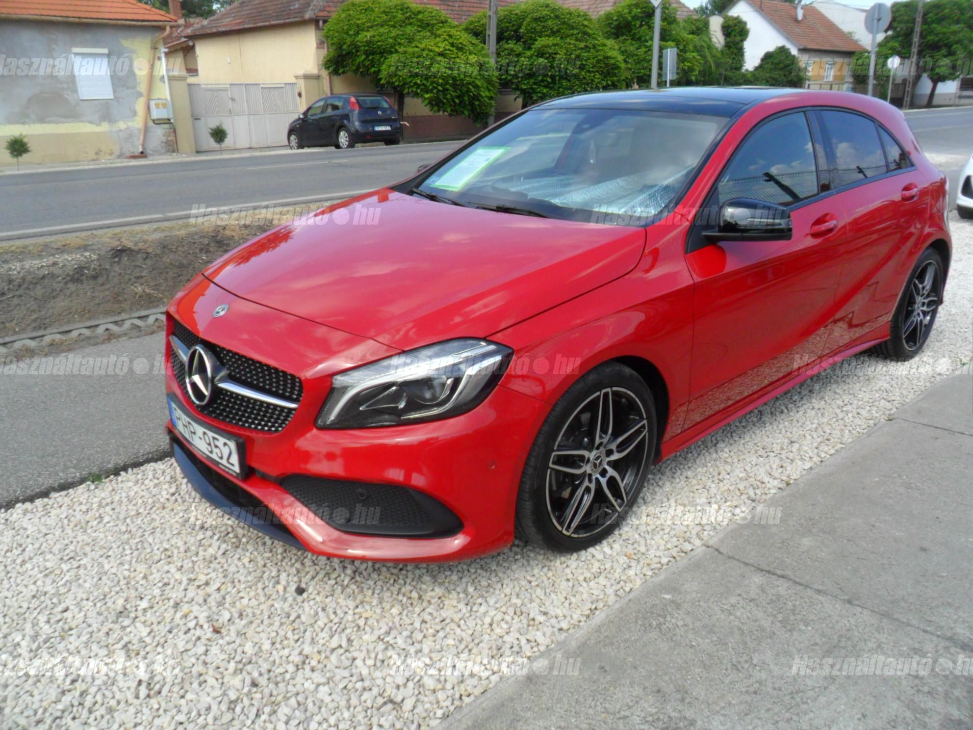MERCEDES-BENZ A 180 2017/8 - 1