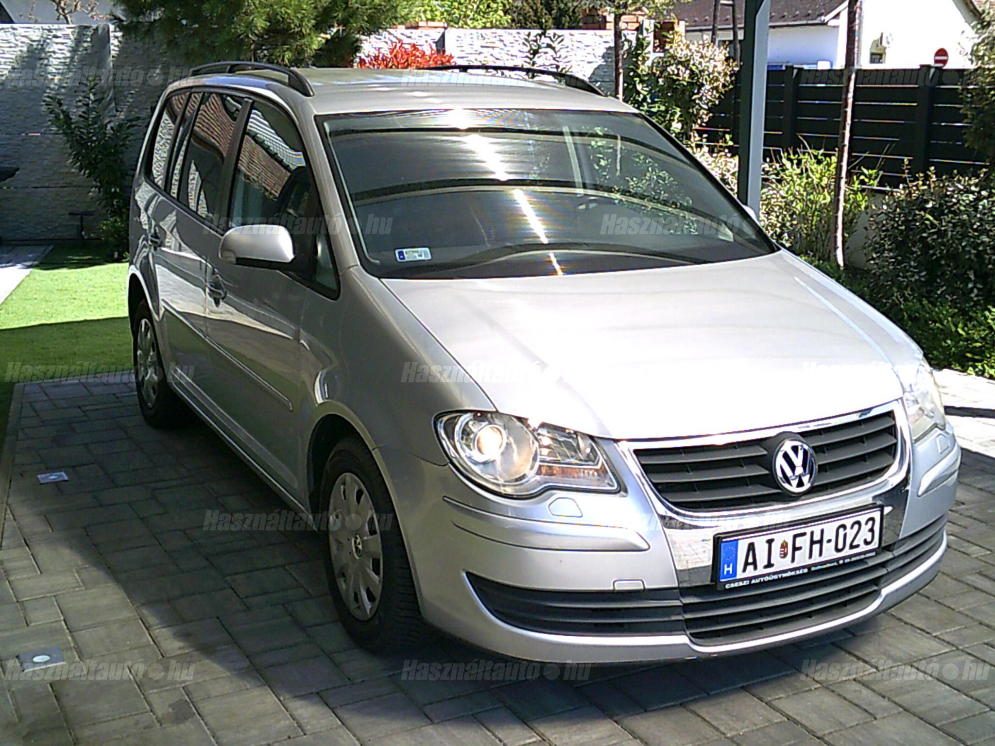 VOLKSWAGEN TOURAN 2009/5 - 1