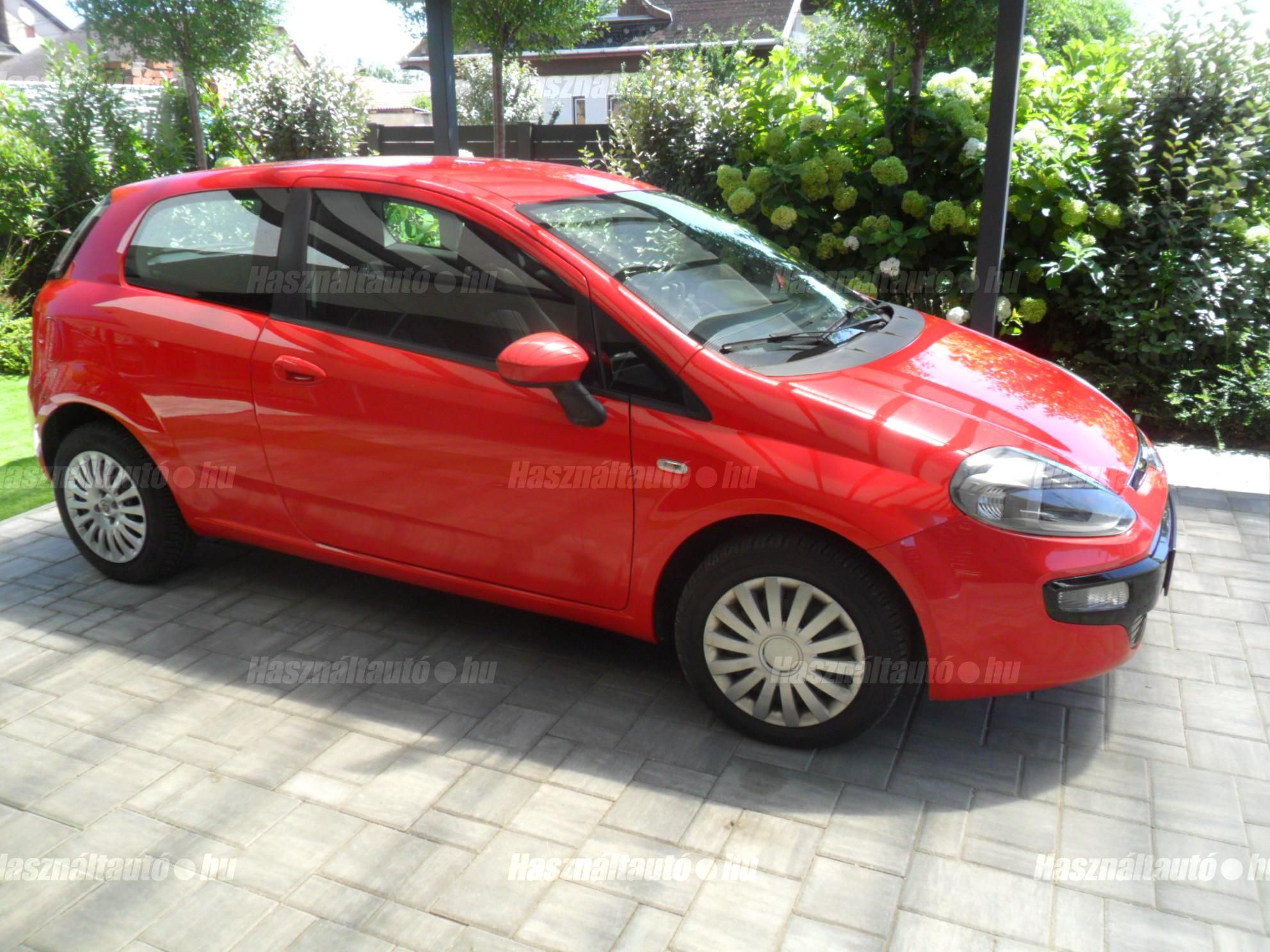 FIAT PUNTO 2011/6 - 1