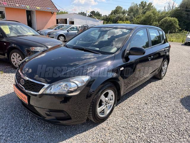 KIA CEE'D 2012/2 - 1