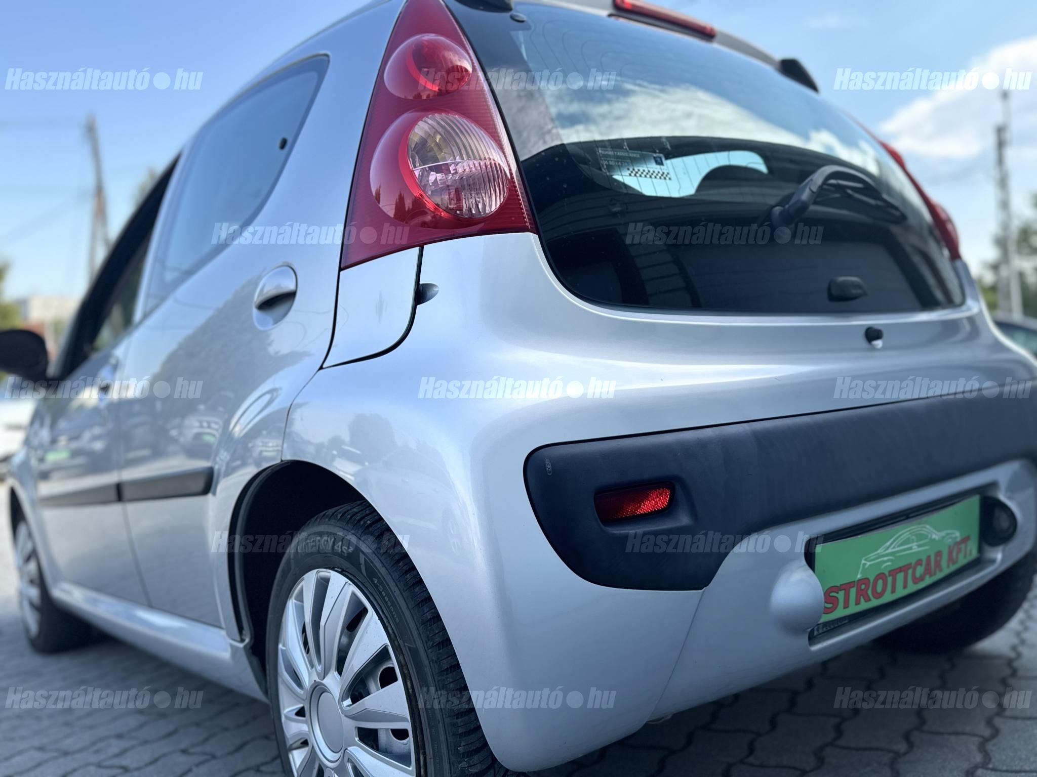 PEUGEOT 107 2006/11 - 1