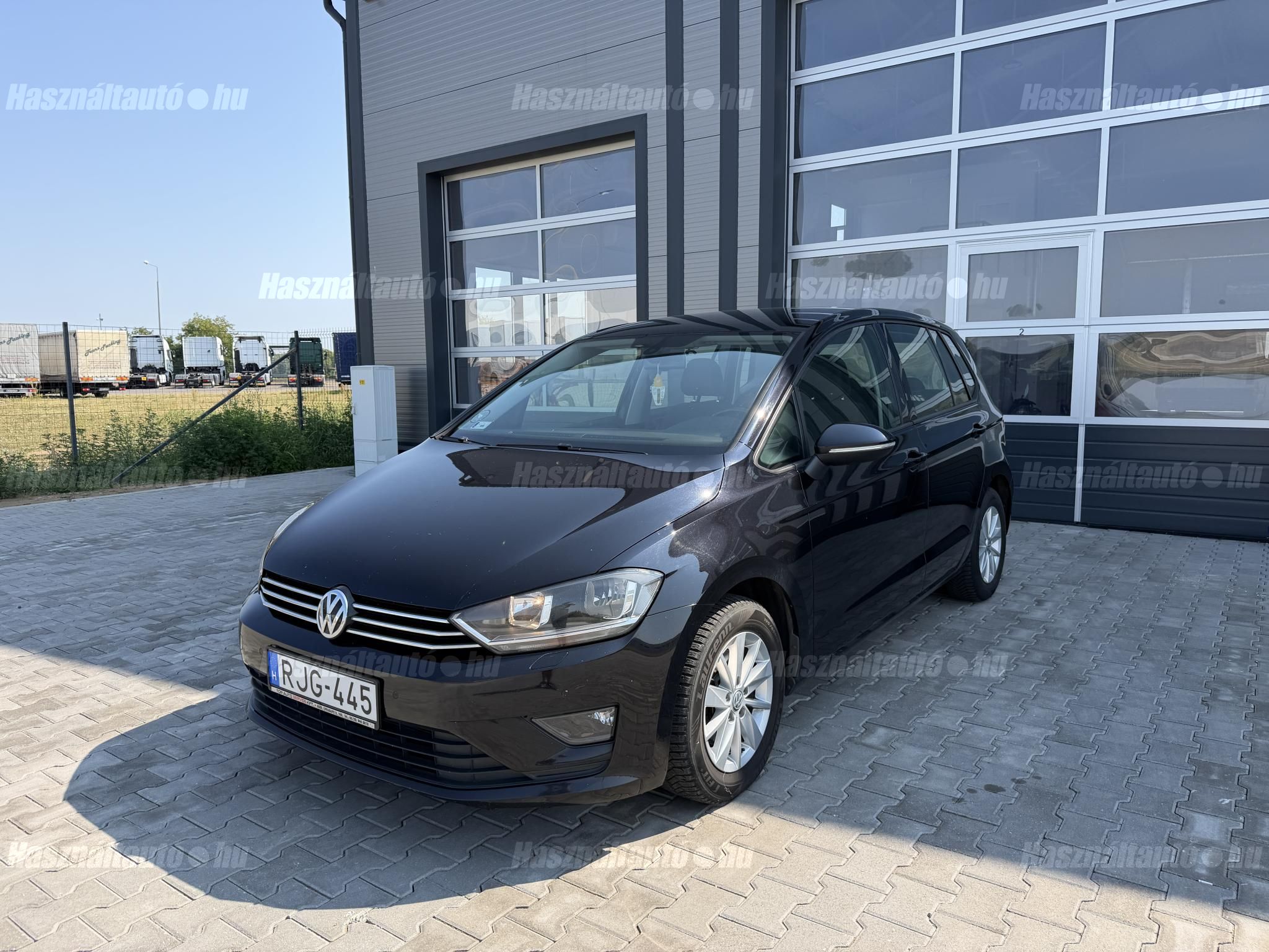 VOLKSWAGEN GOLF SPORTSVAN 2015/12 - 1