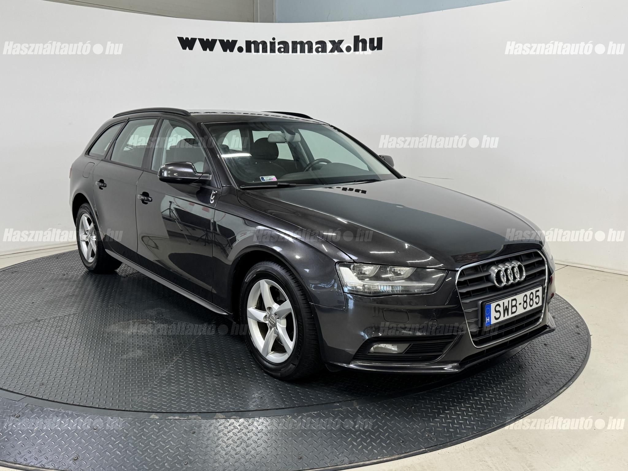 AUDI A4 2012/3 - 1