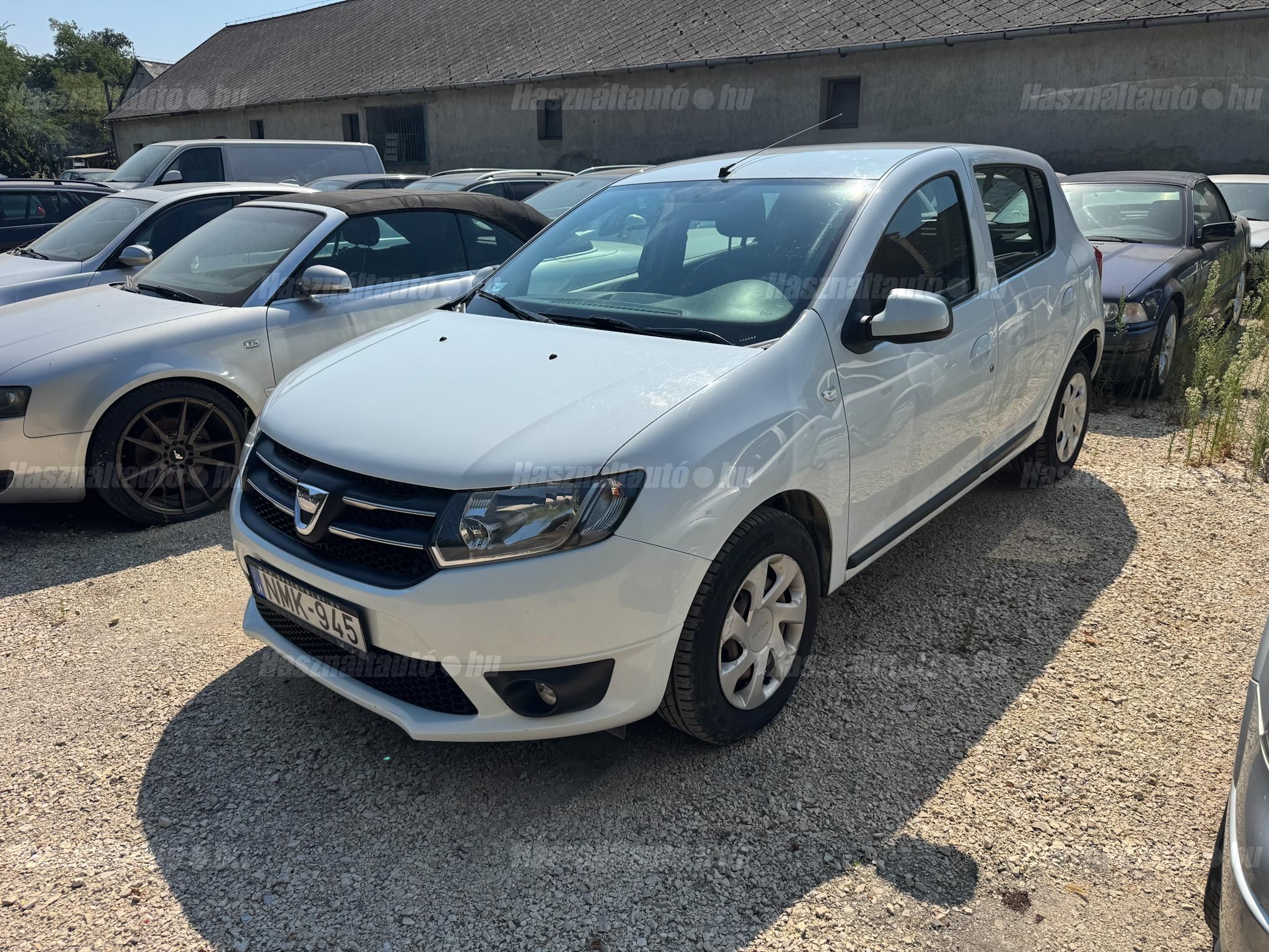 DACIA SANDERO 2015/12 - 1