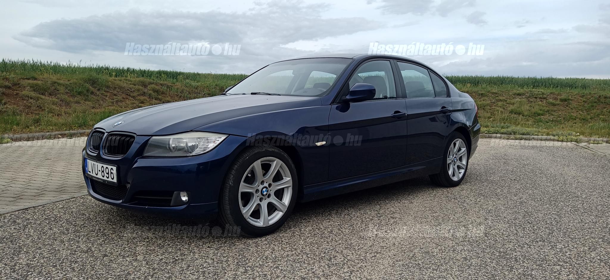 BMW 318 2011/3 - 1