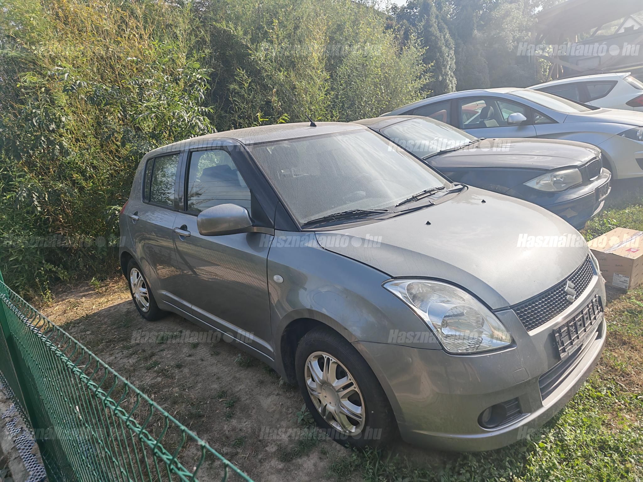 SUZUKI SWIFT 2005/12 - 1
