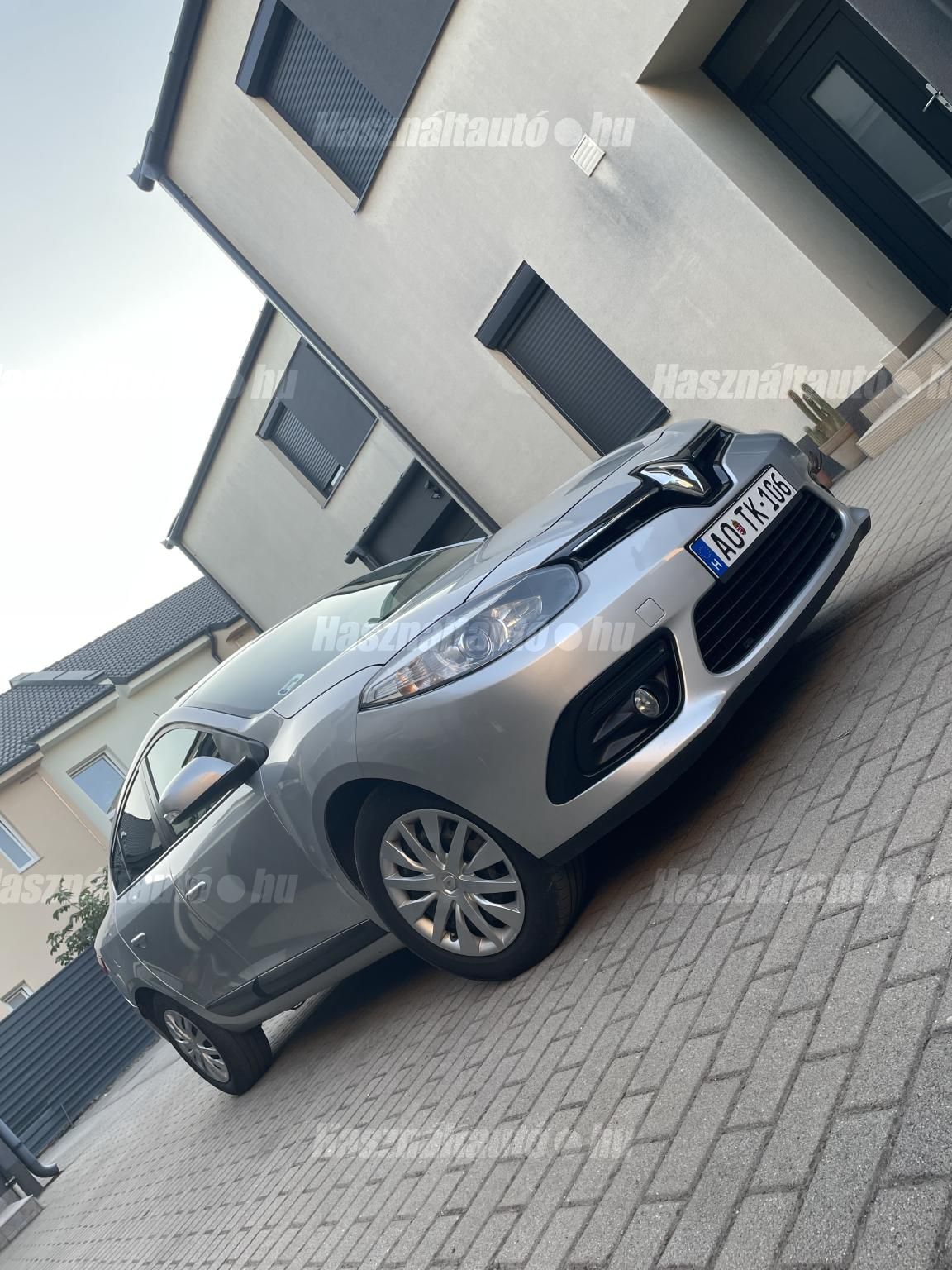 RENAULT FLUENCE 2016/9 - 1