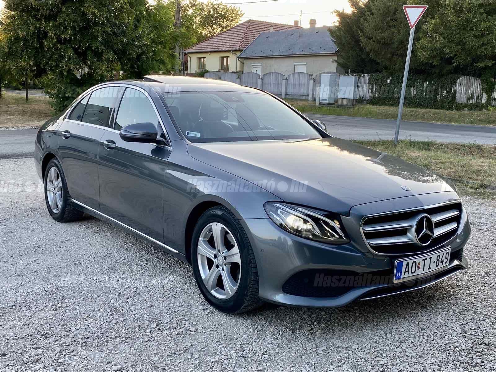 MERCEDES-BENZ E 220 2016/6 - 1