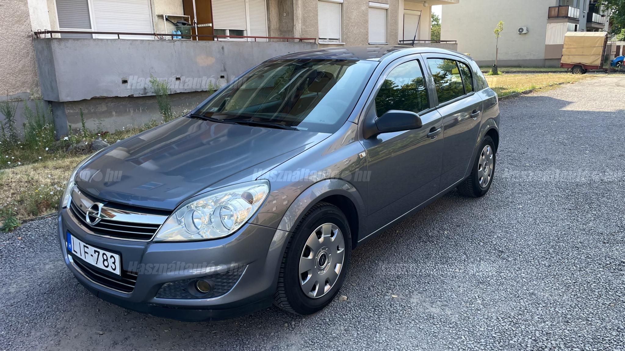OPEL ASTRA H 2008 - 1