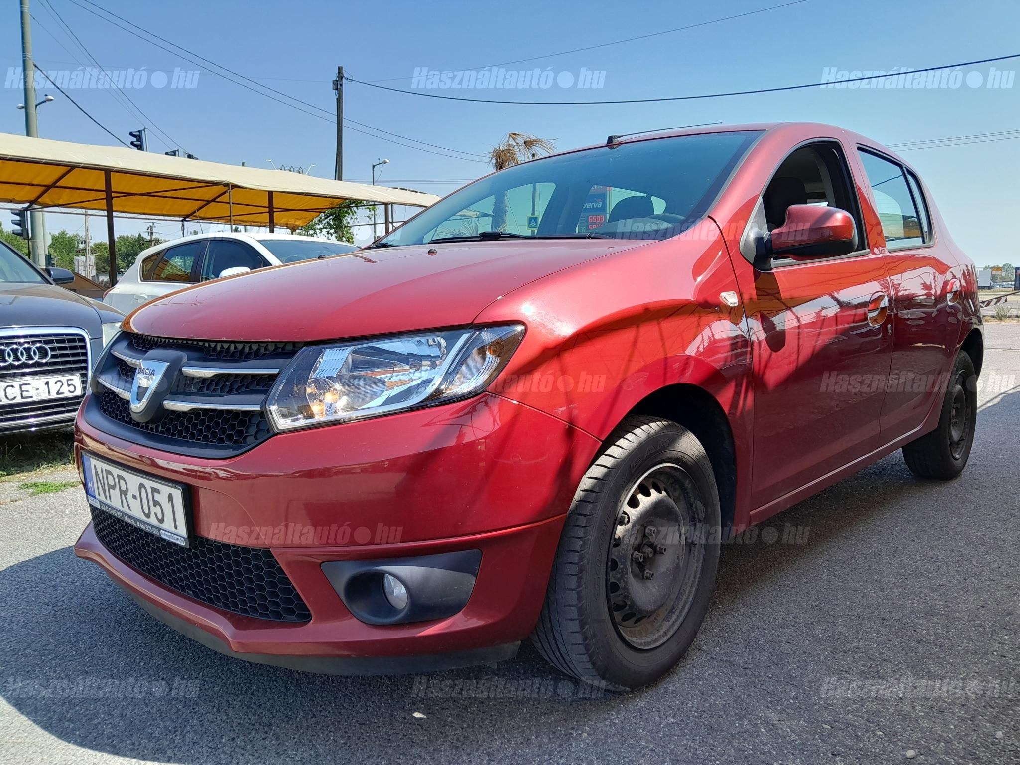 DACIA SANDERO 2016/5 - 1