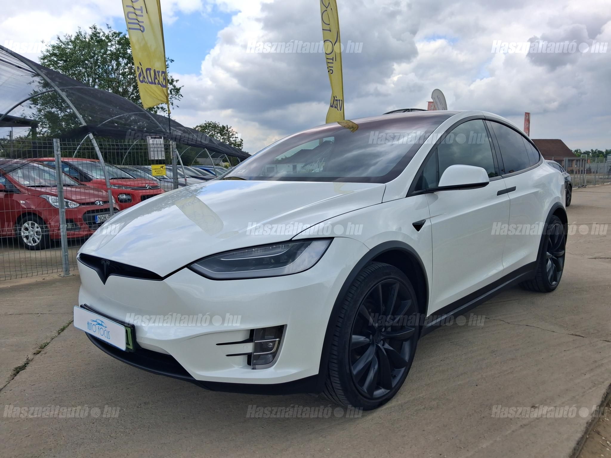 TESLA MODEL X 2017/12 - 1