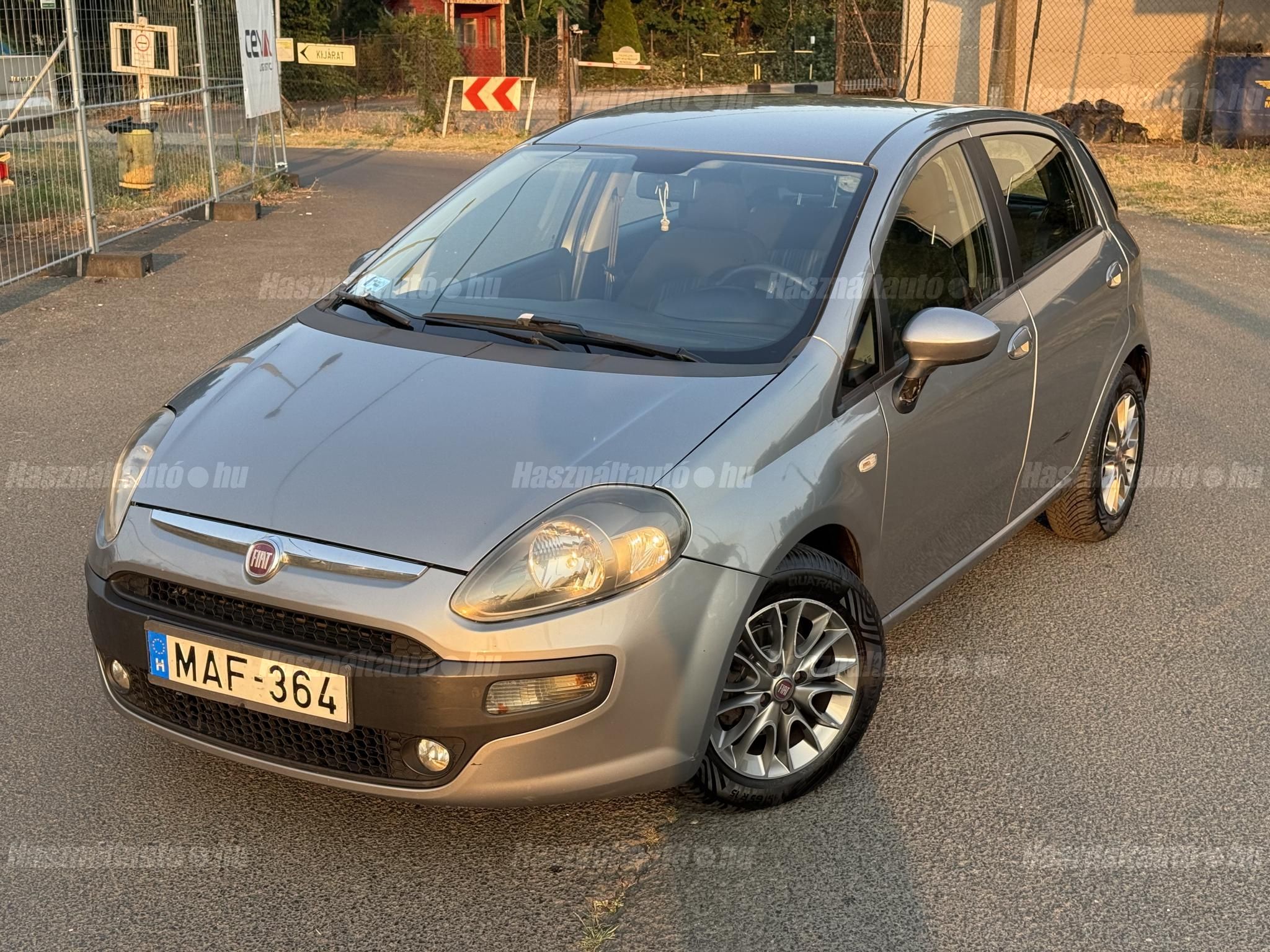 FIAT GRANDE PUNTO 2011/12 - 1
